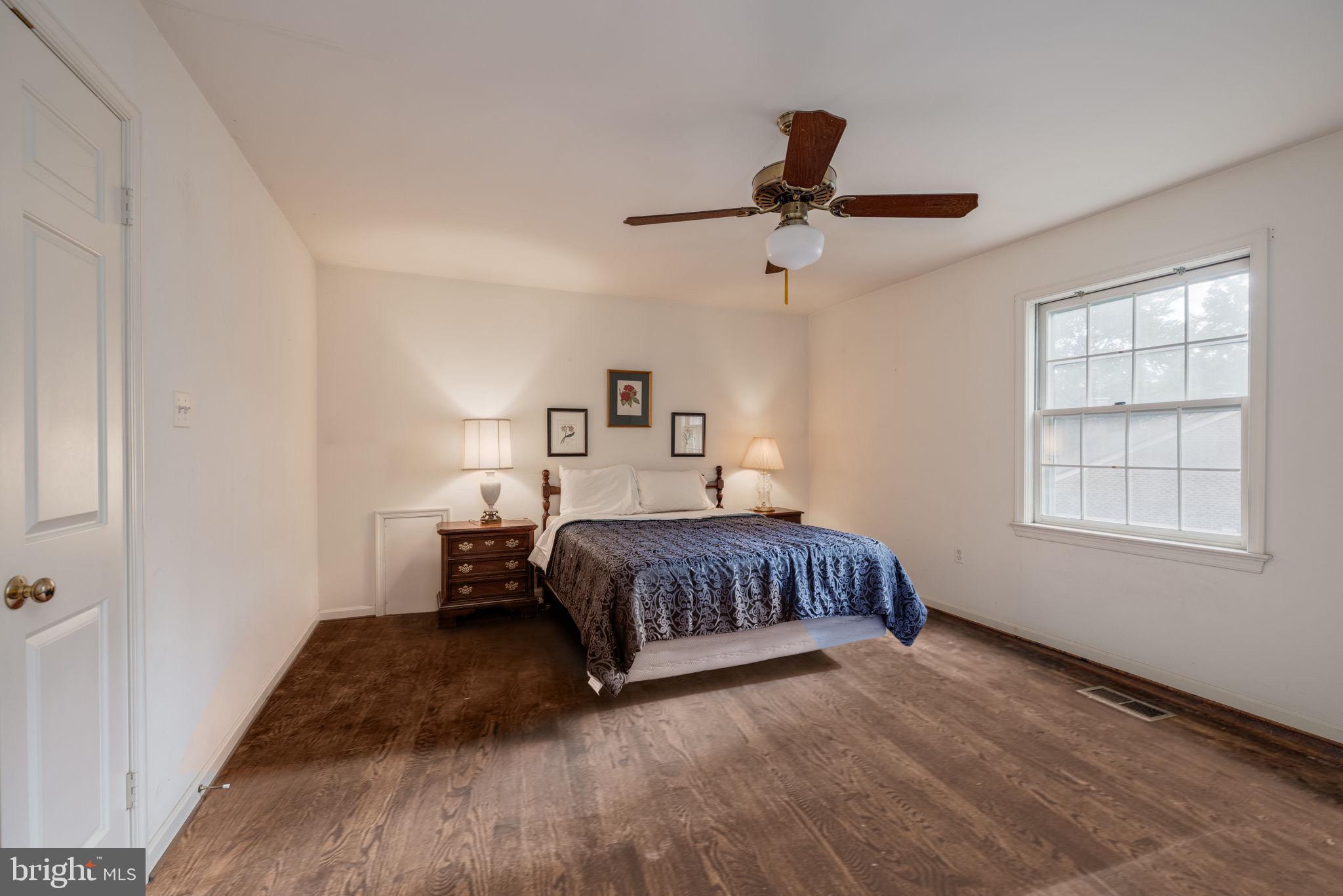 RIVER FALLS - Residential