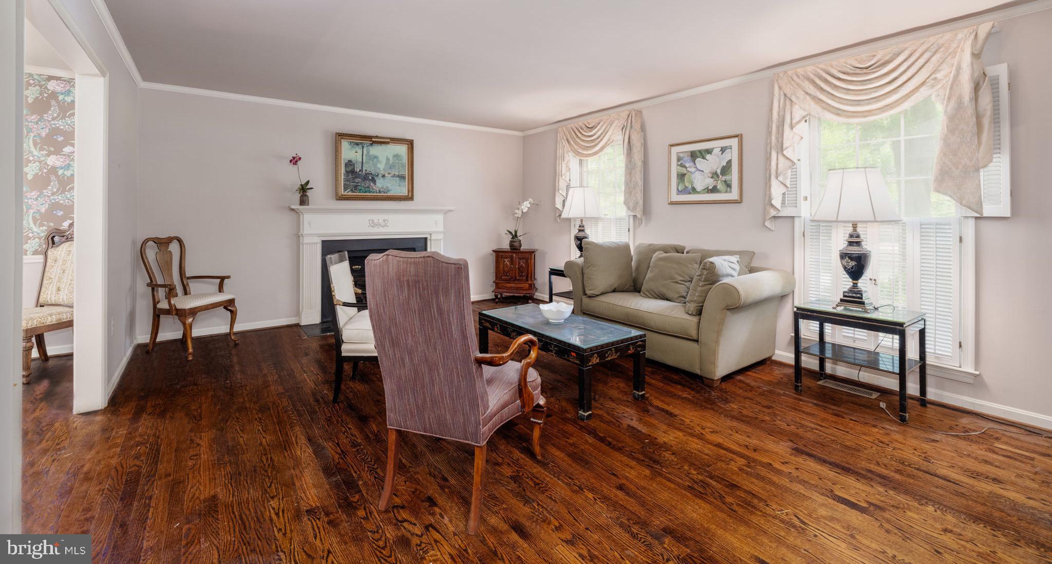 RIVER FALLS - Residential