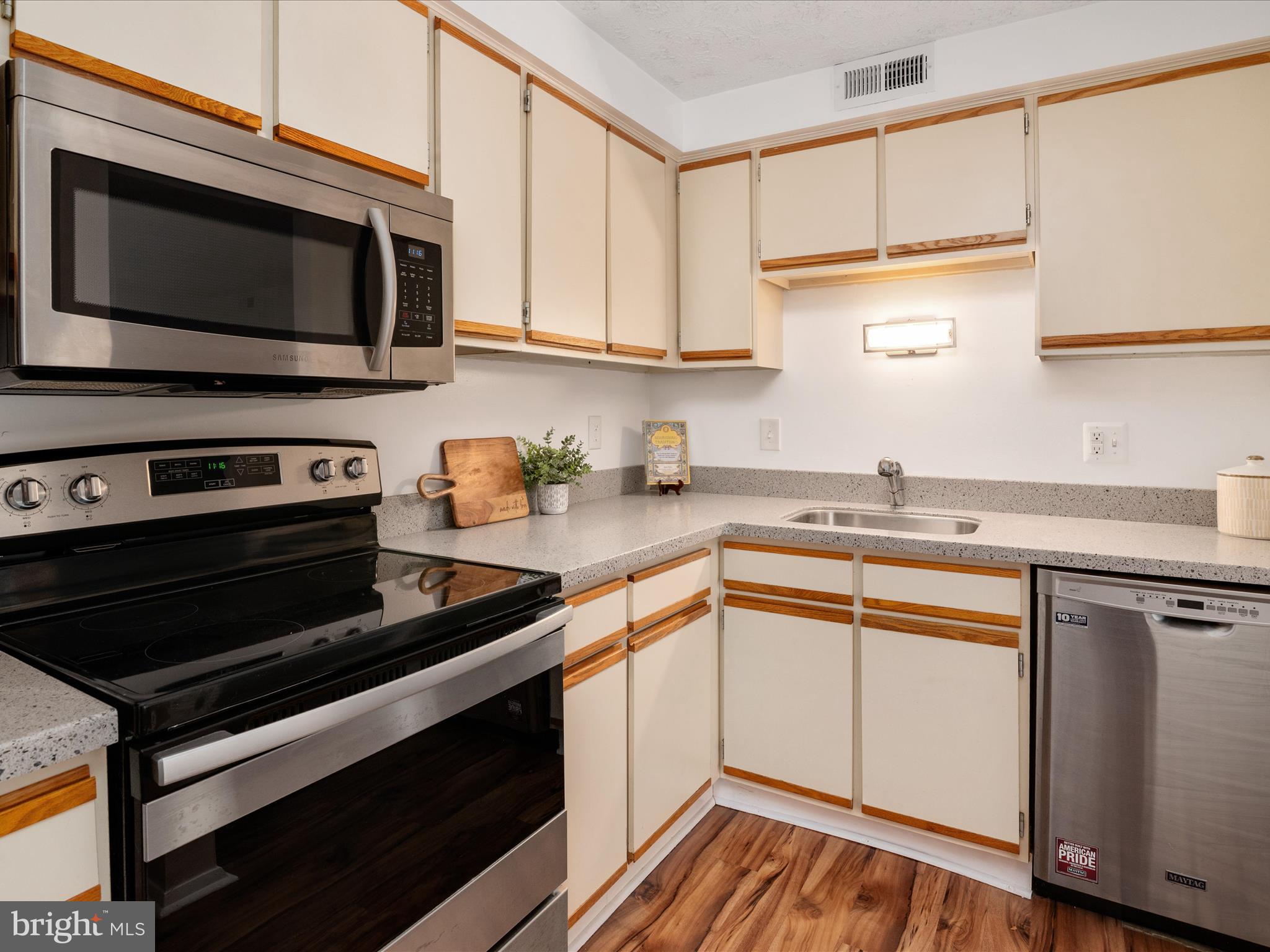 CHESTERFIELD GARDEN CONDOMINIUM - Residential