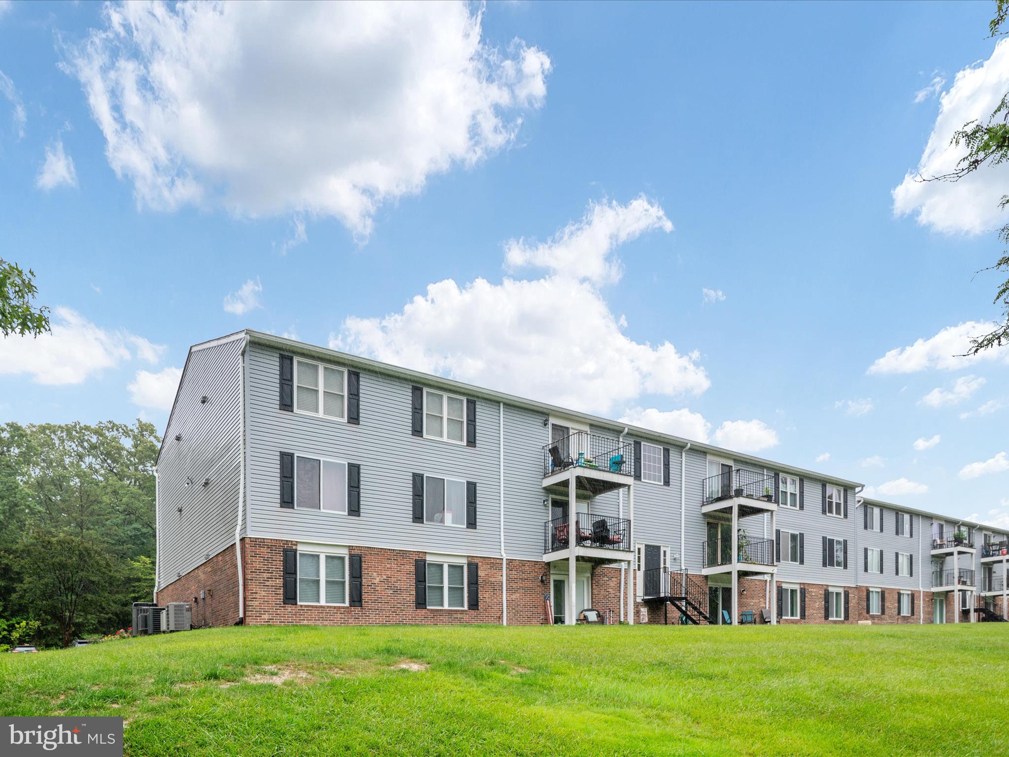 CHESTERFIELD GARDEN CONDOMINIUM - Residential