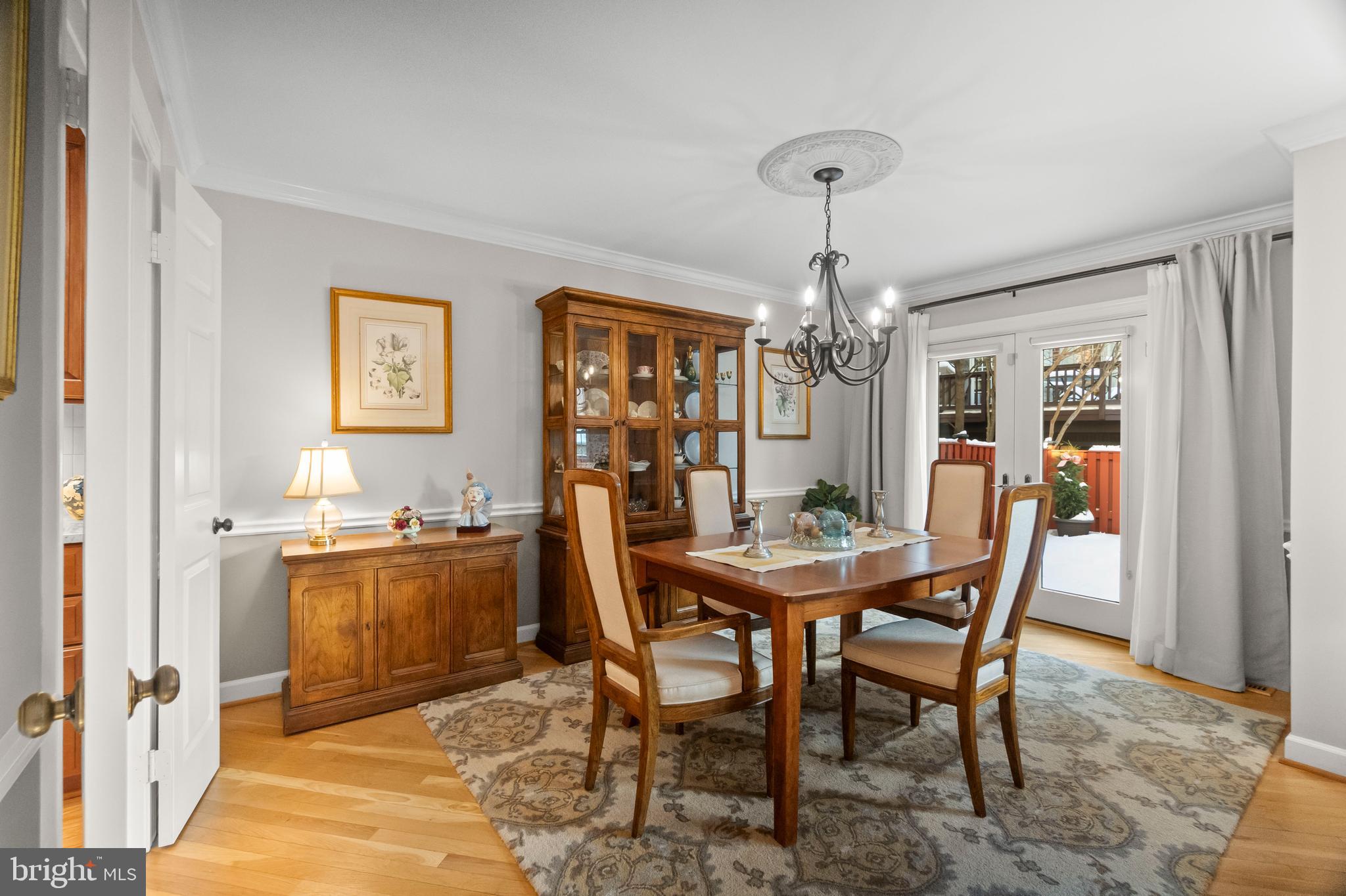 LANDMARK MEWS - Residential