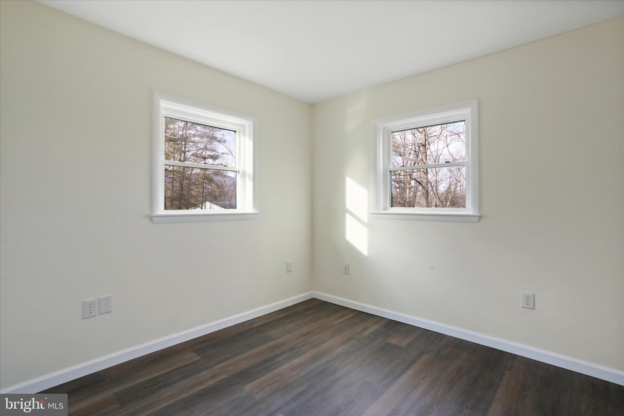 ROYAL VIEW ESTATES - Residential