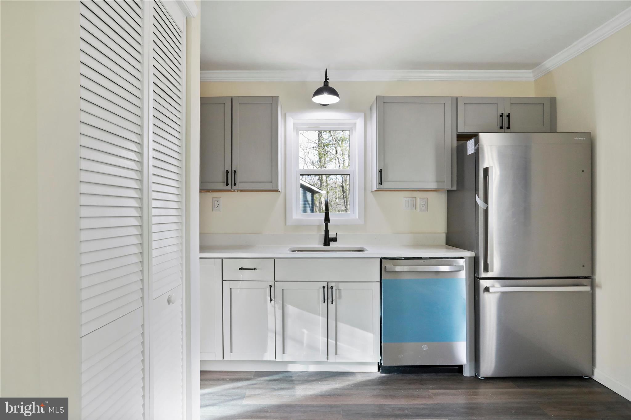 ROYAL VIEW ESTATES - Residential