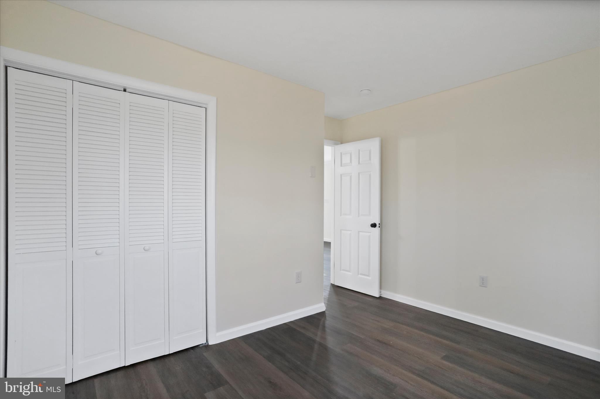 ROYAL VIEW ESTATES - Residential