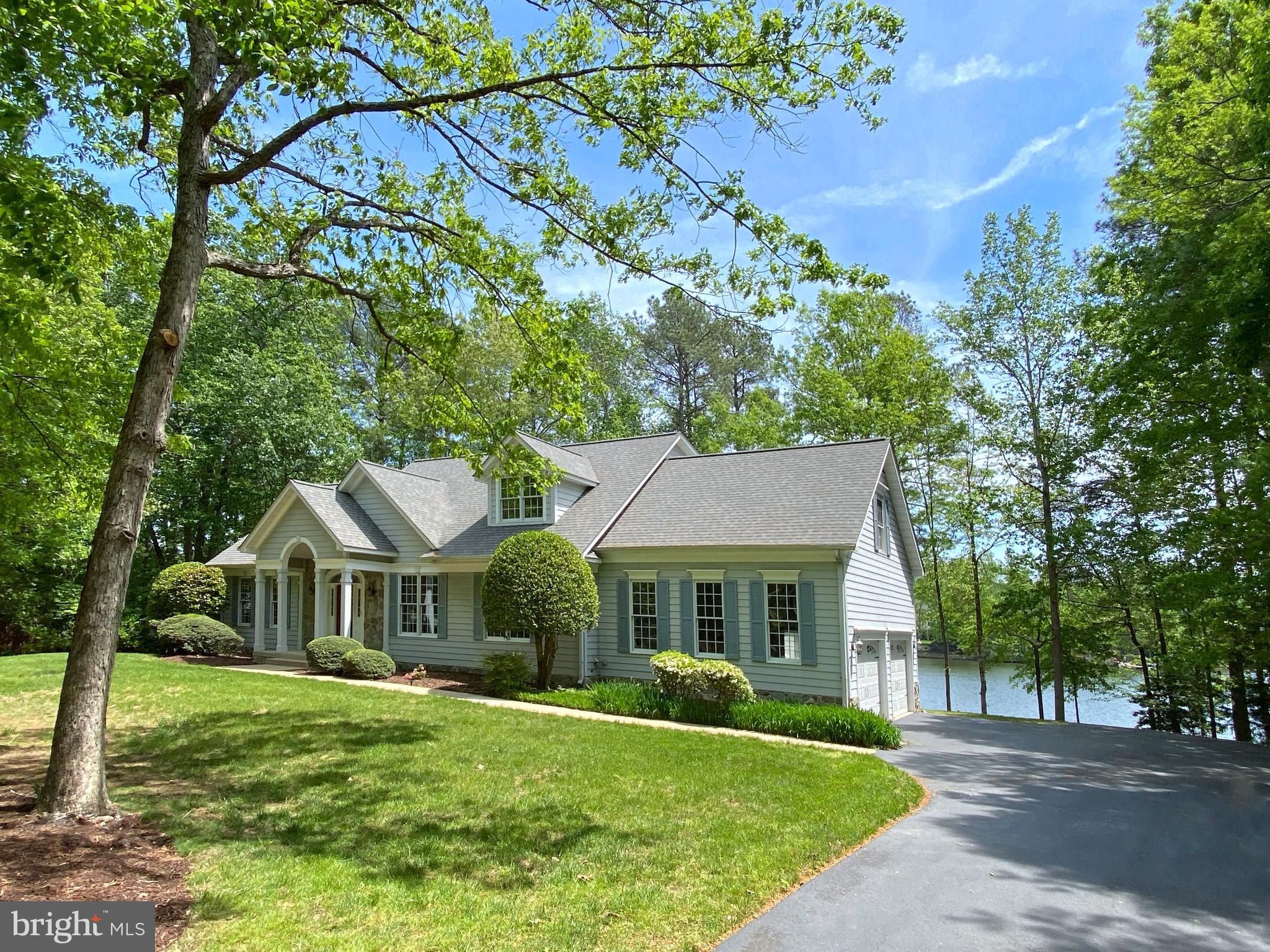 FAWN LAKE - Residential