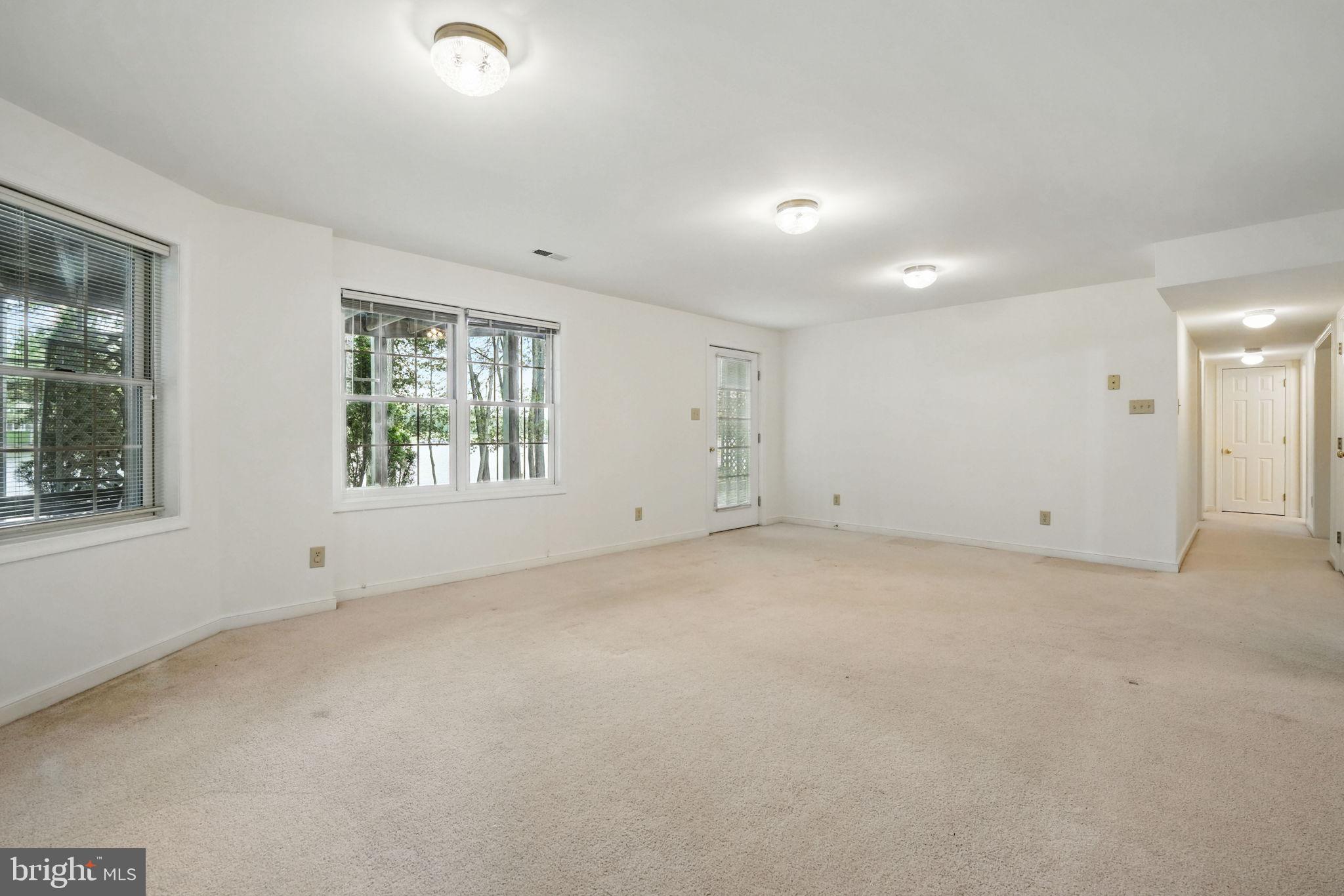 FAWN LAKE - Residential