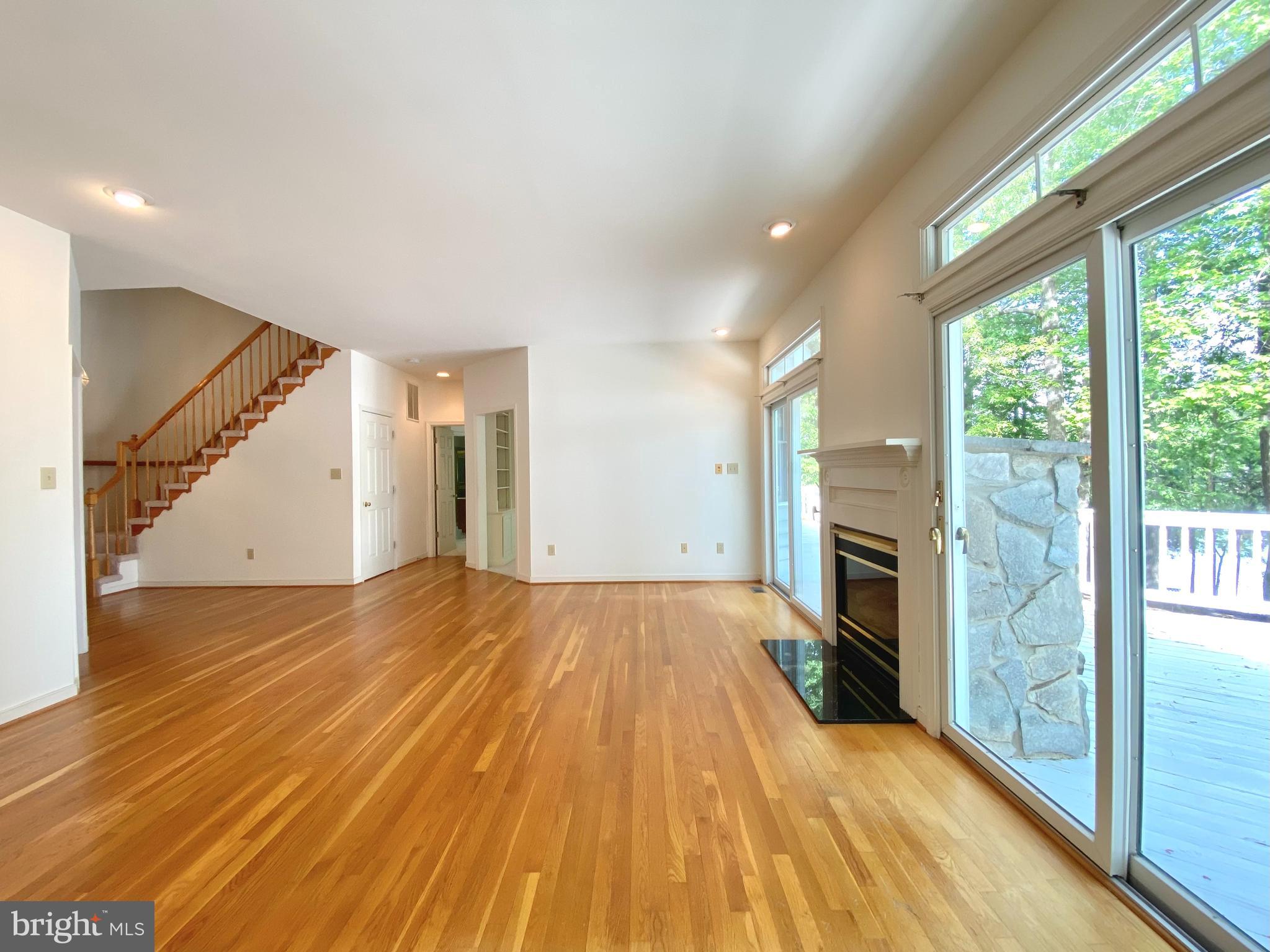 FAWN LAKE - Residential