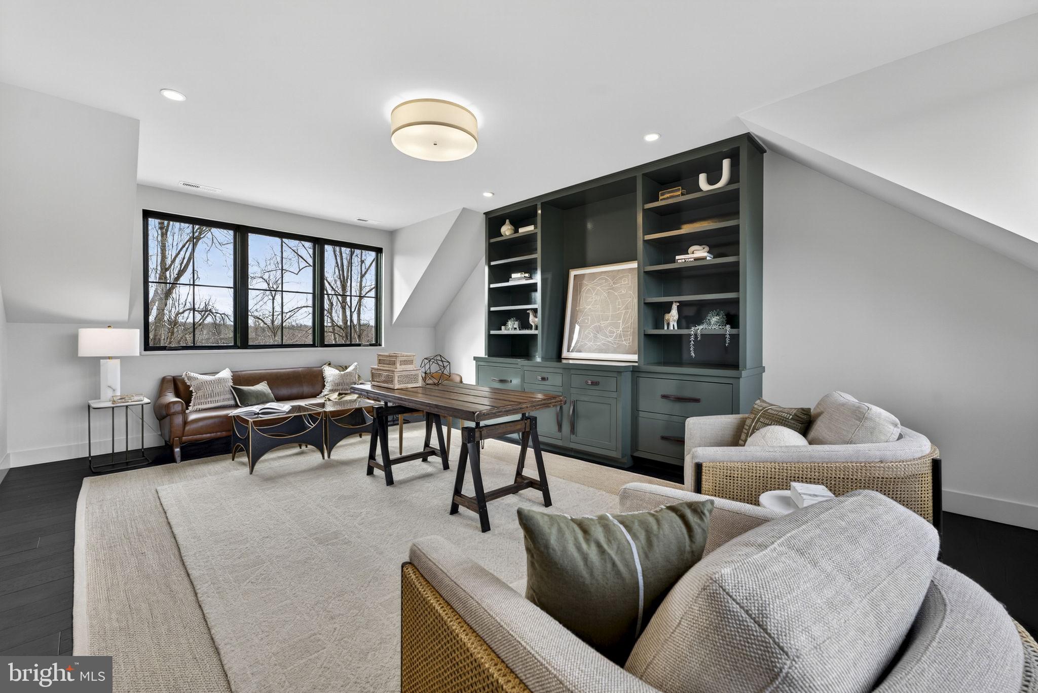 RESIDENCES AT SALAMANDER - Residential