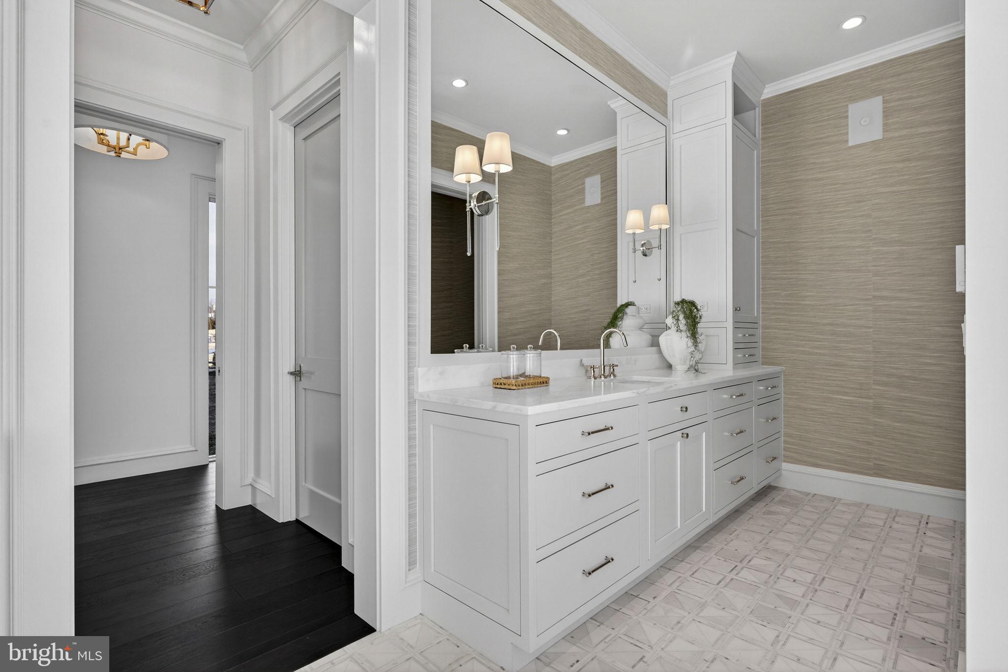 RESIDENCES AT SALAMANDER - Residential