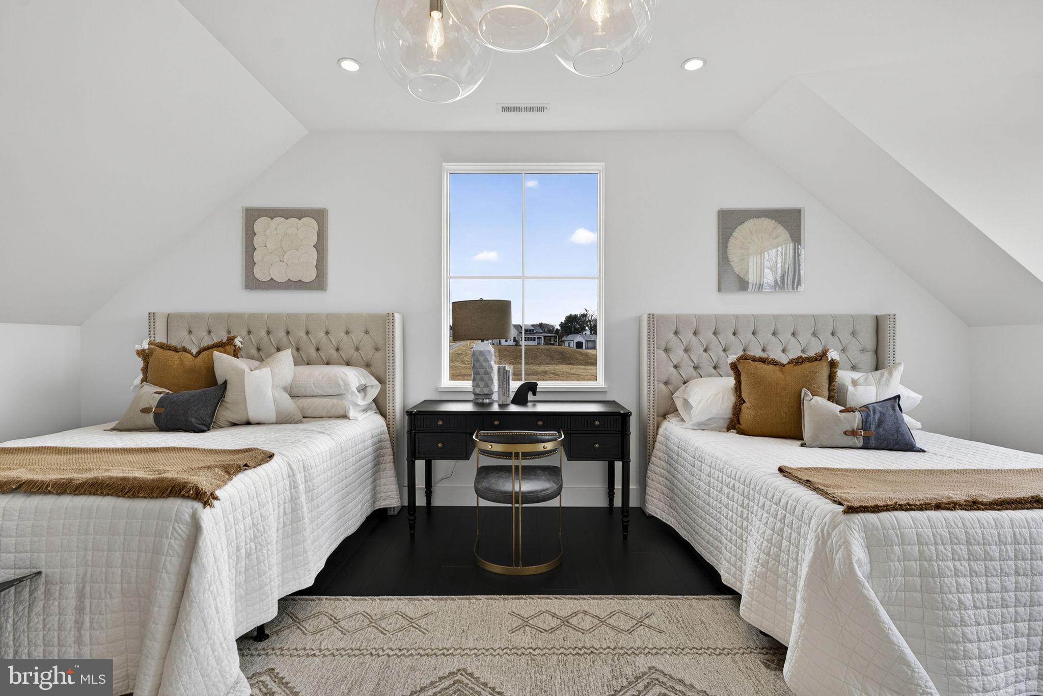 RESIDENCES AT SALAMANDER - Residential