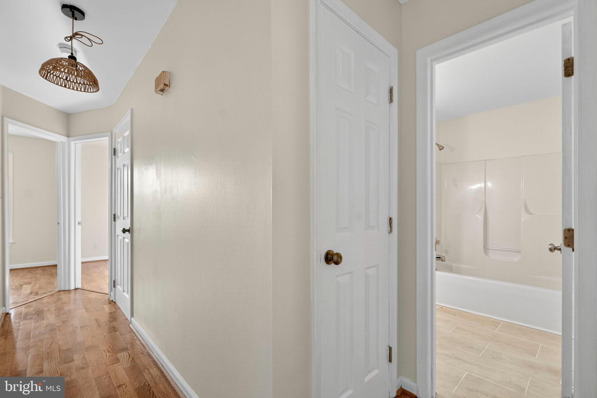 WARREN PARK - Residential