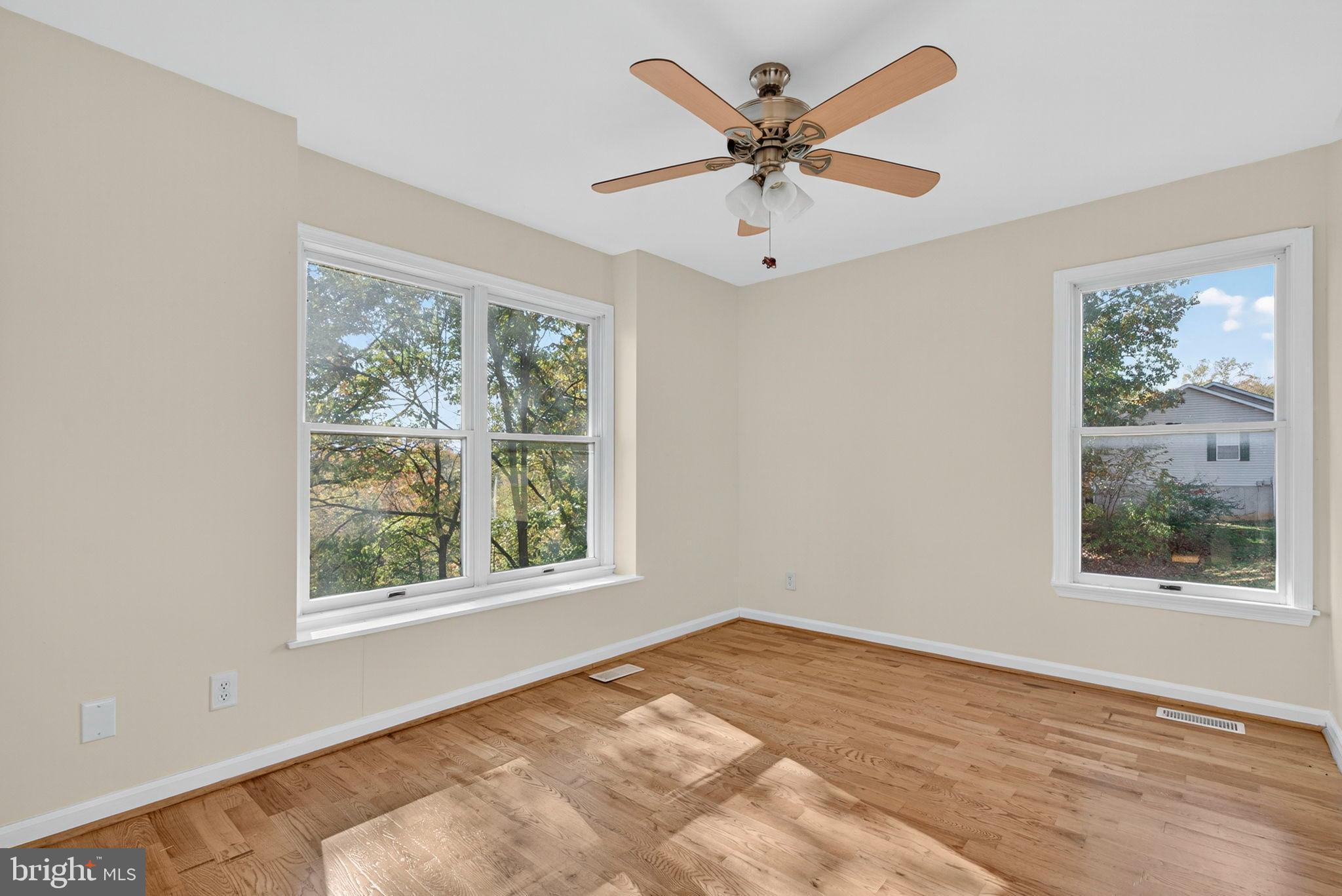 WARREN PARK - Residential