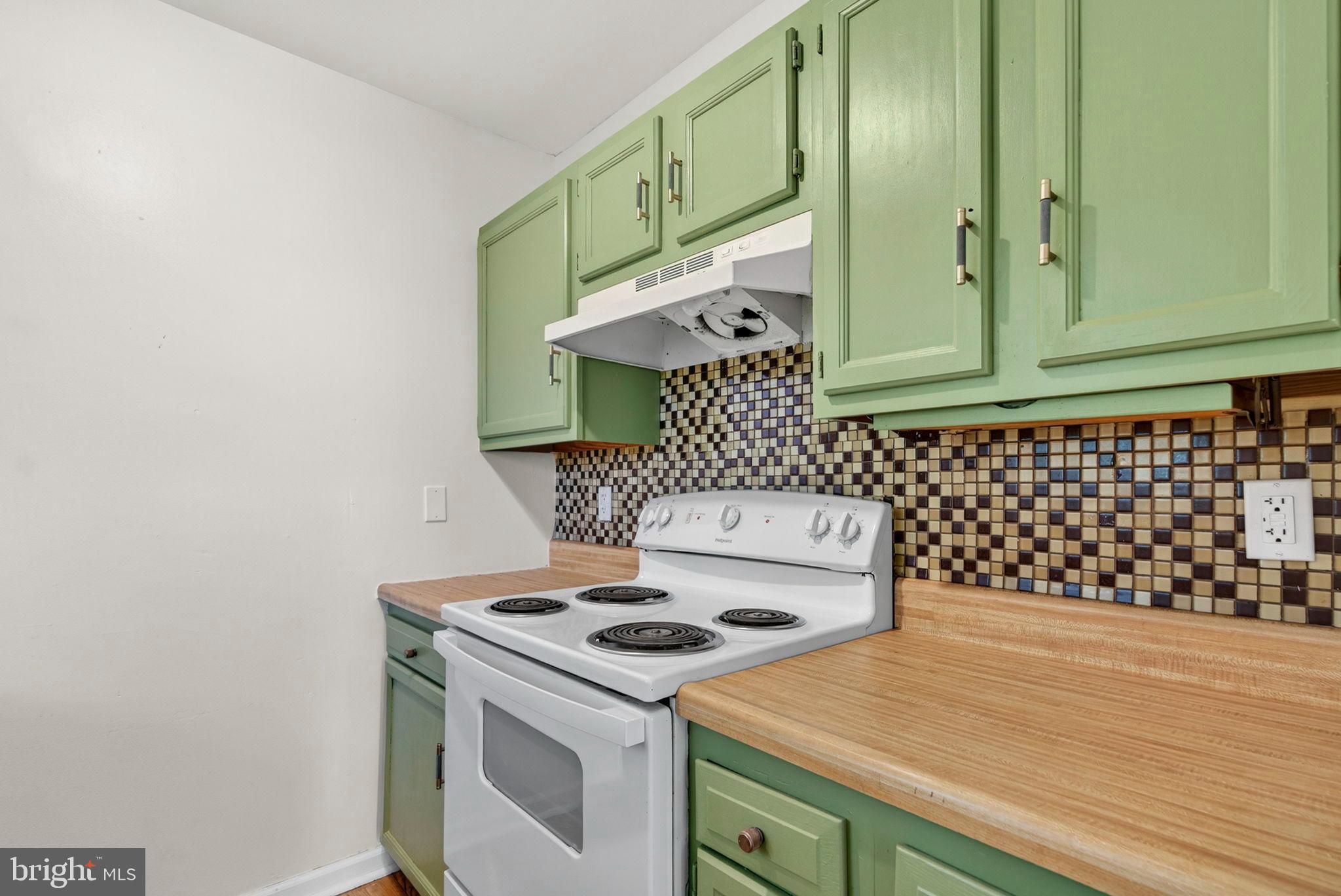 WARREN PARK - Residential