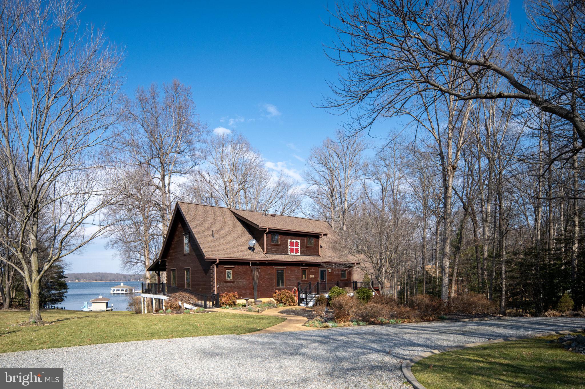 TARA WOODS - Residential