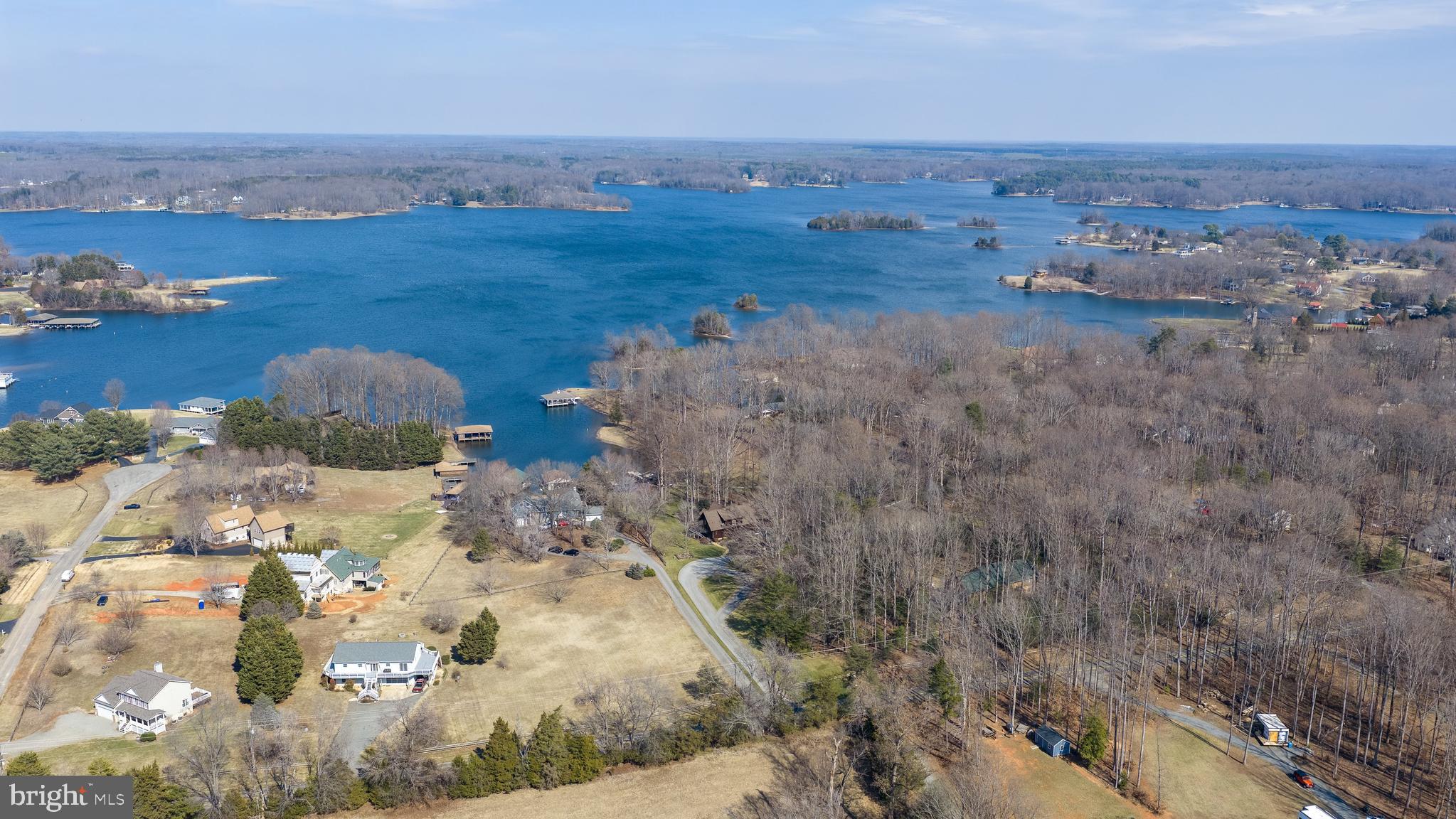 TARA WOODS - Residential