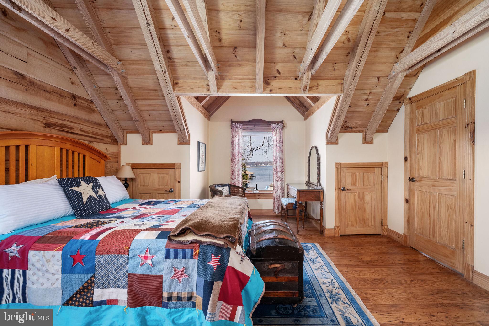 TARA WOODS - Residential