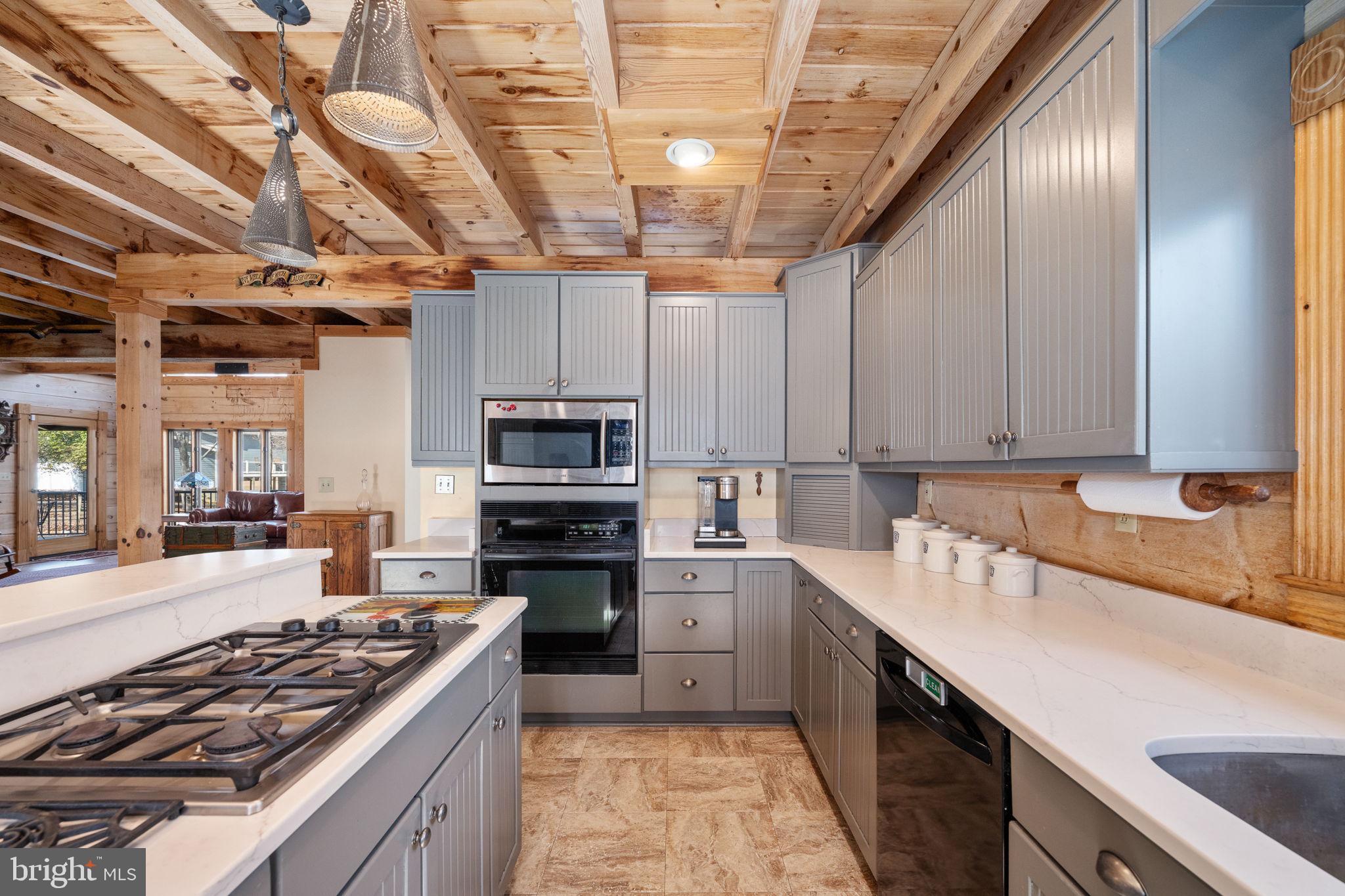 TARA WOODS - Residential