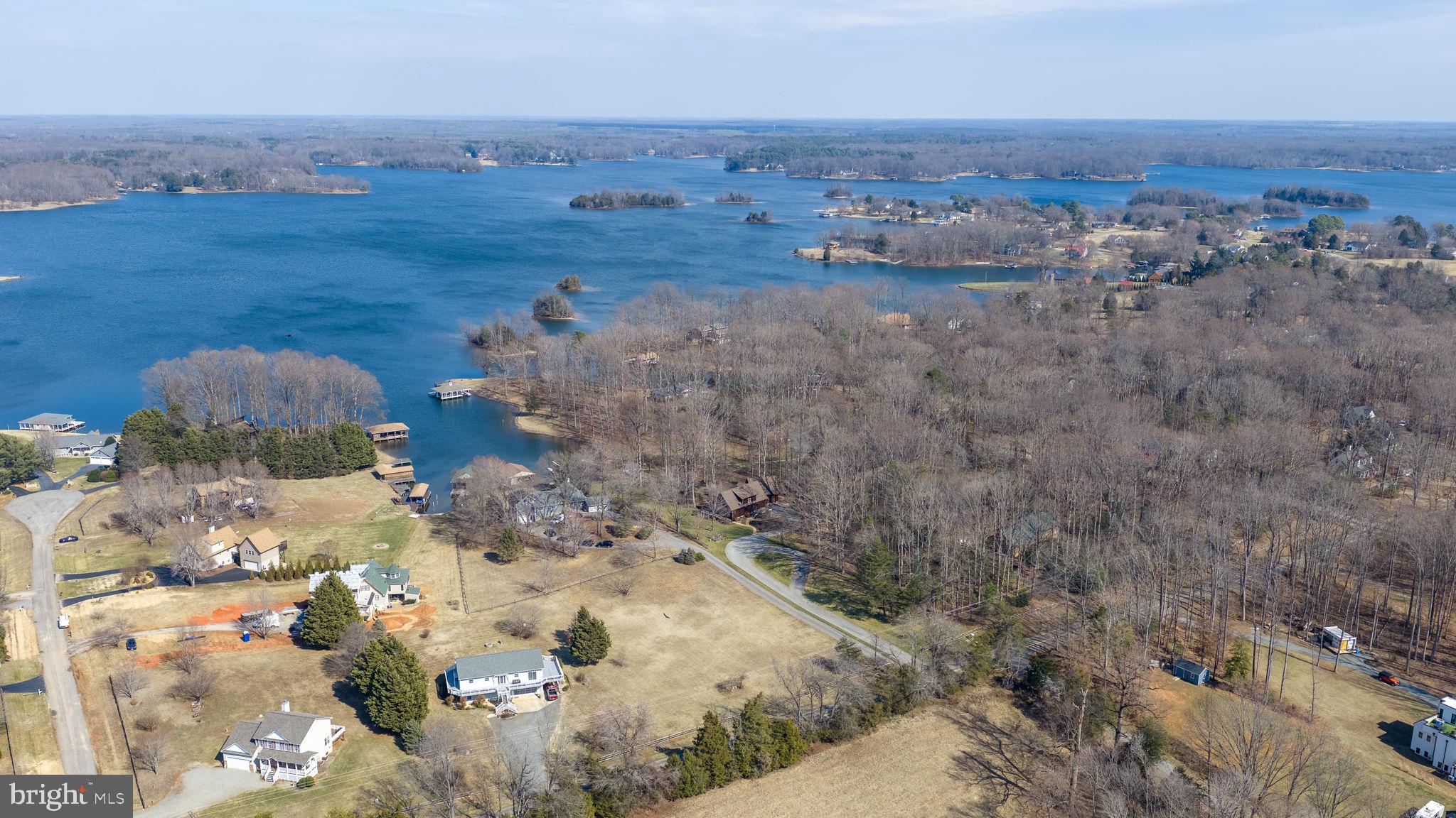 TARA WOODS - Residential