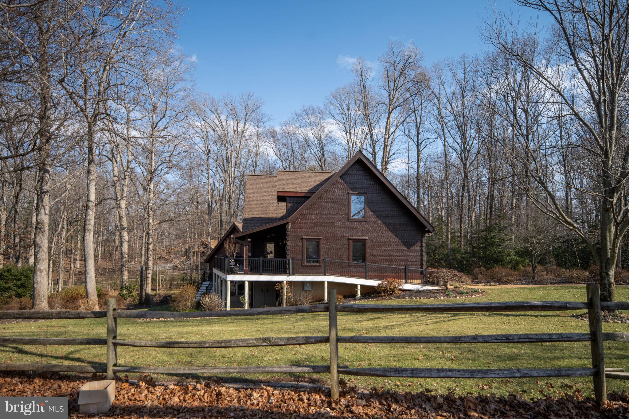 TARA WOODS - Residential