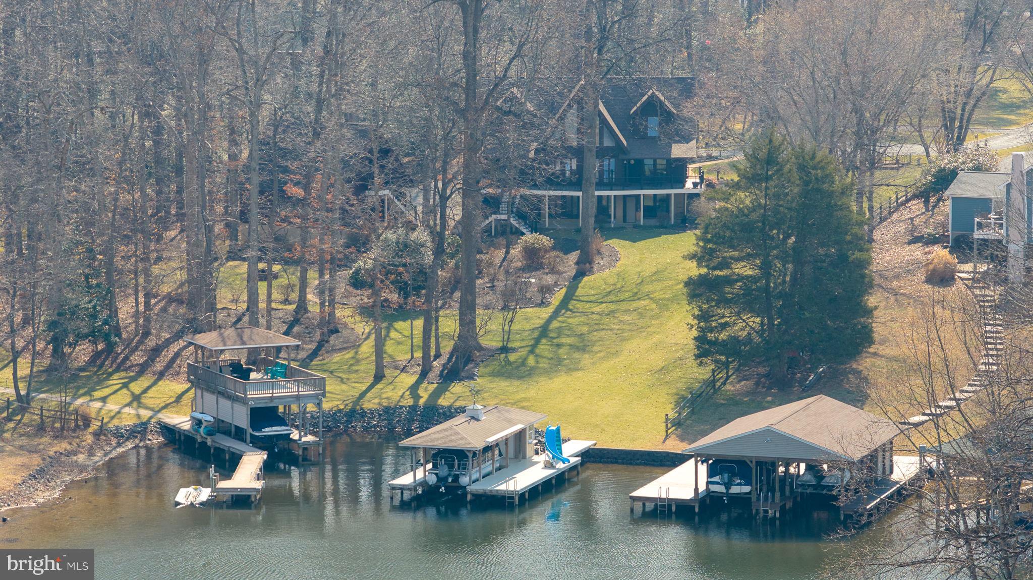 TARA WOODS - Residential