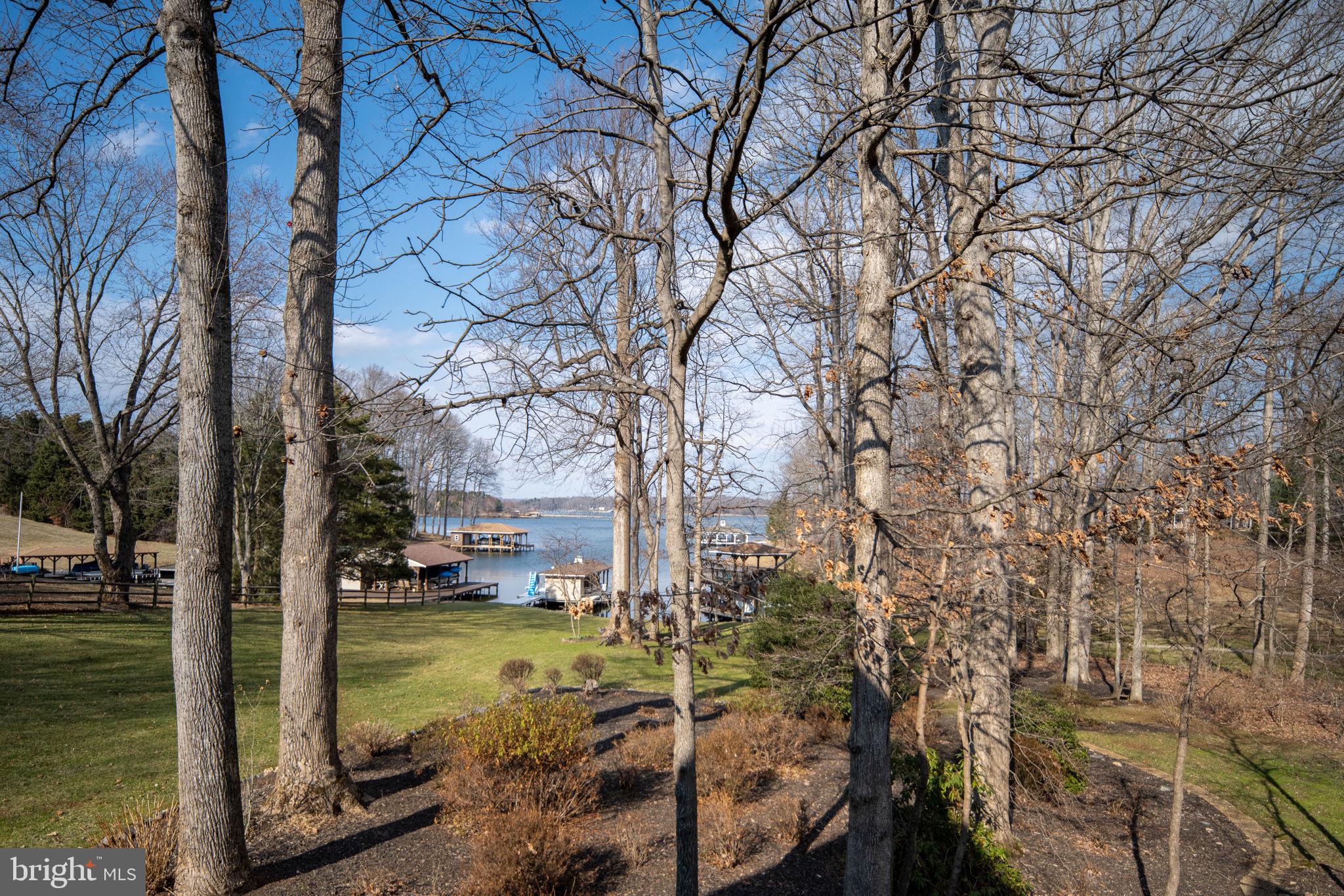 TARA WOODS - Residential