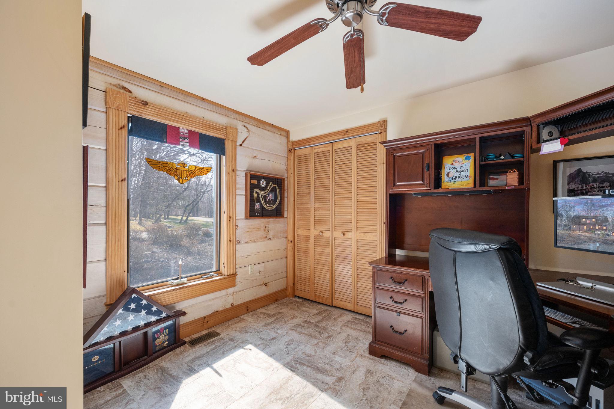 TARA WOODS - Residential