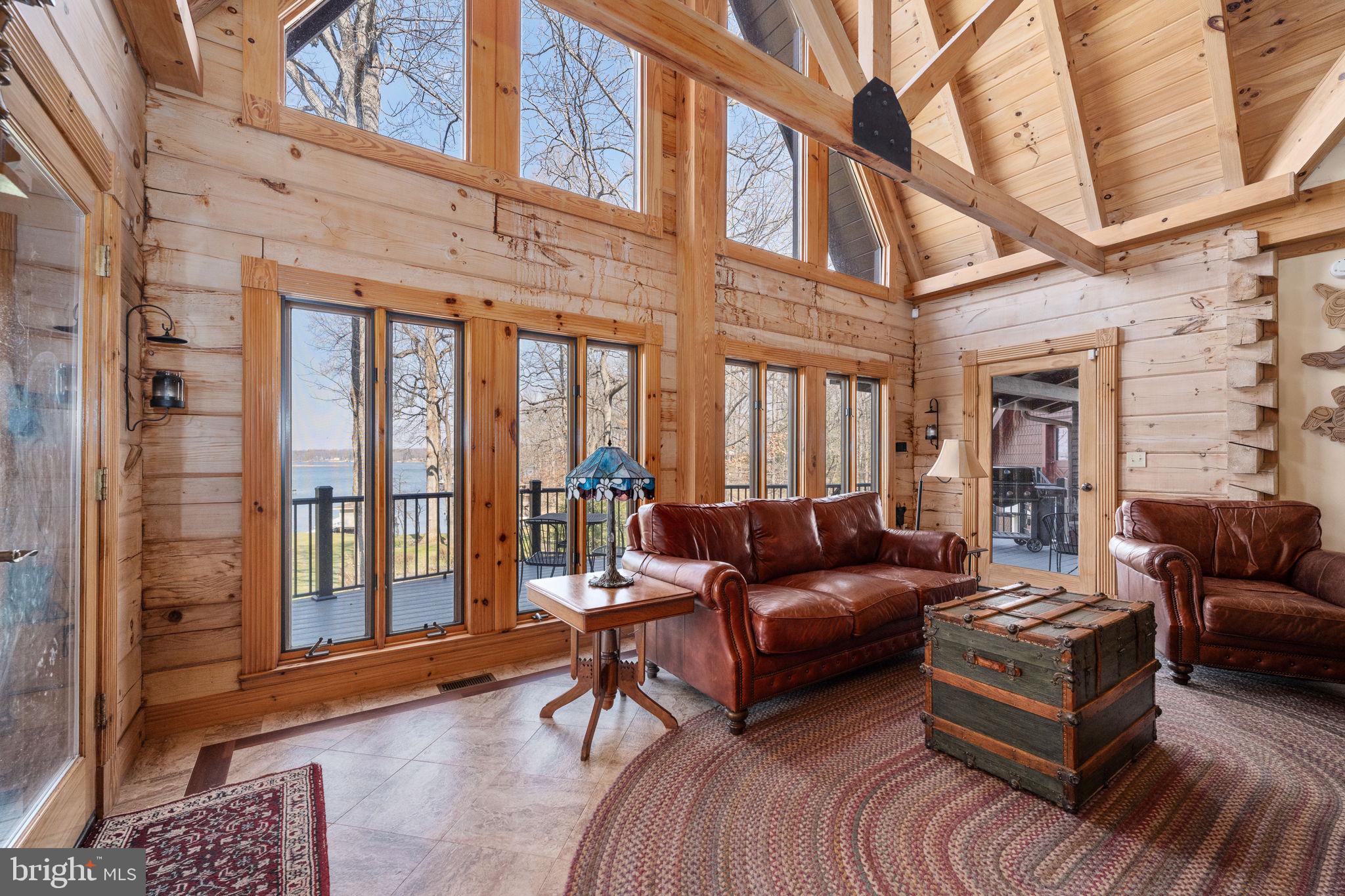 TARA WOODS - Residential