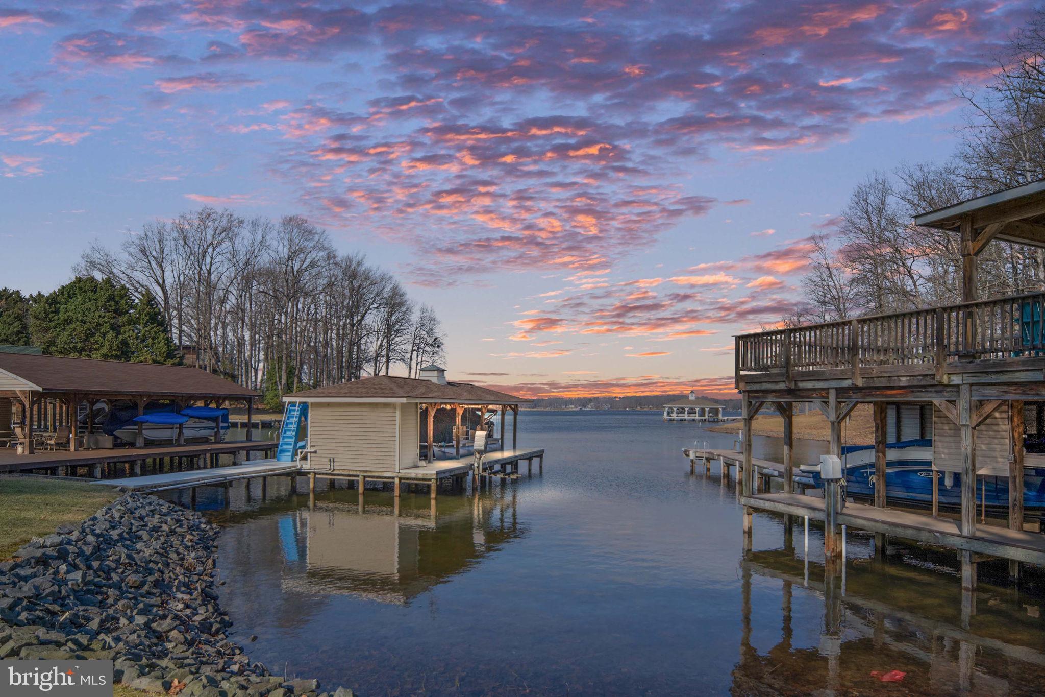 TARA WOODS - Residential