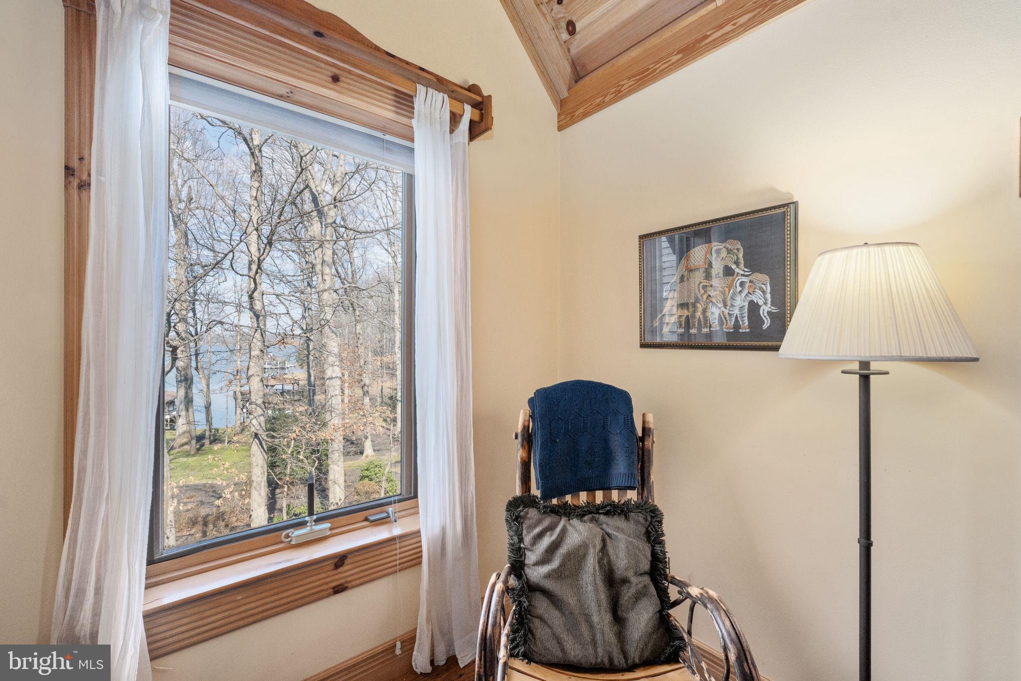 TARA WOODS - Residential