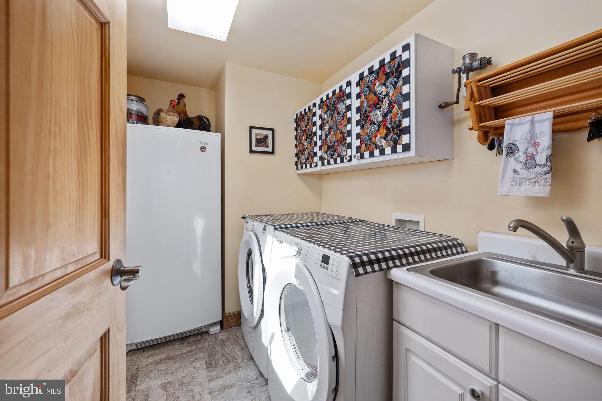 TARA WOODS - Residential