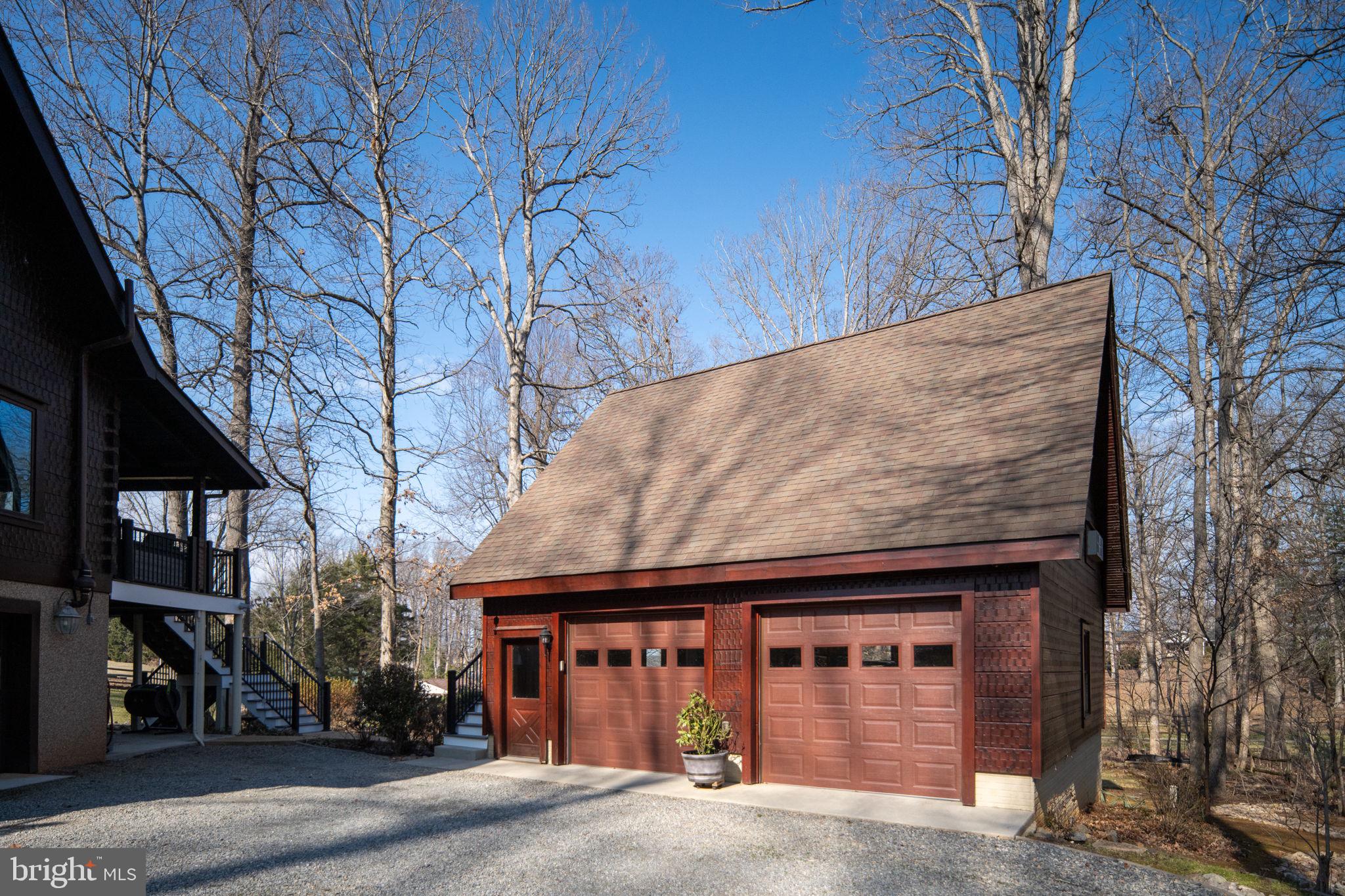 TARA WOODS - Residential