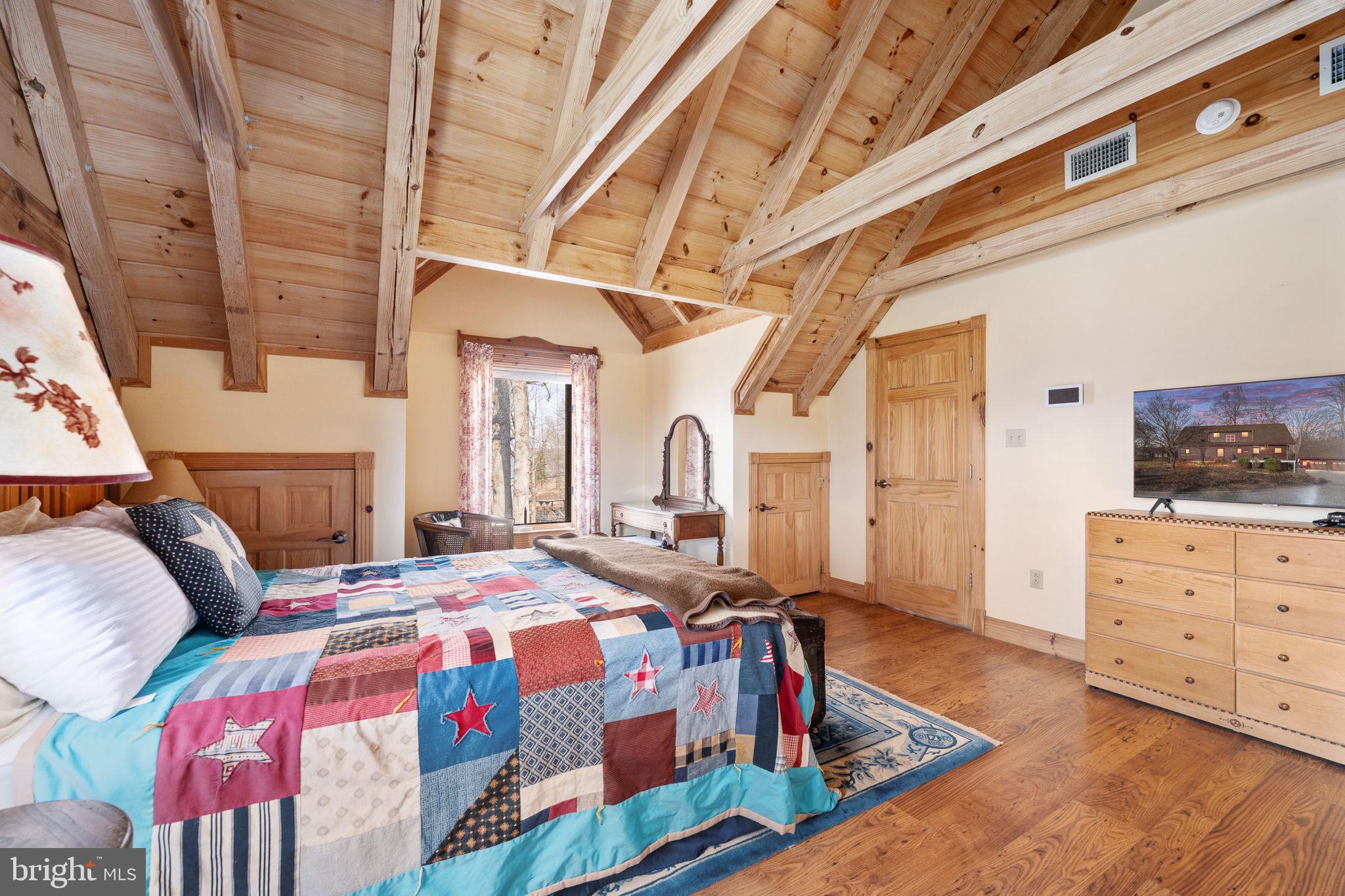 TARA WOODS - Residential