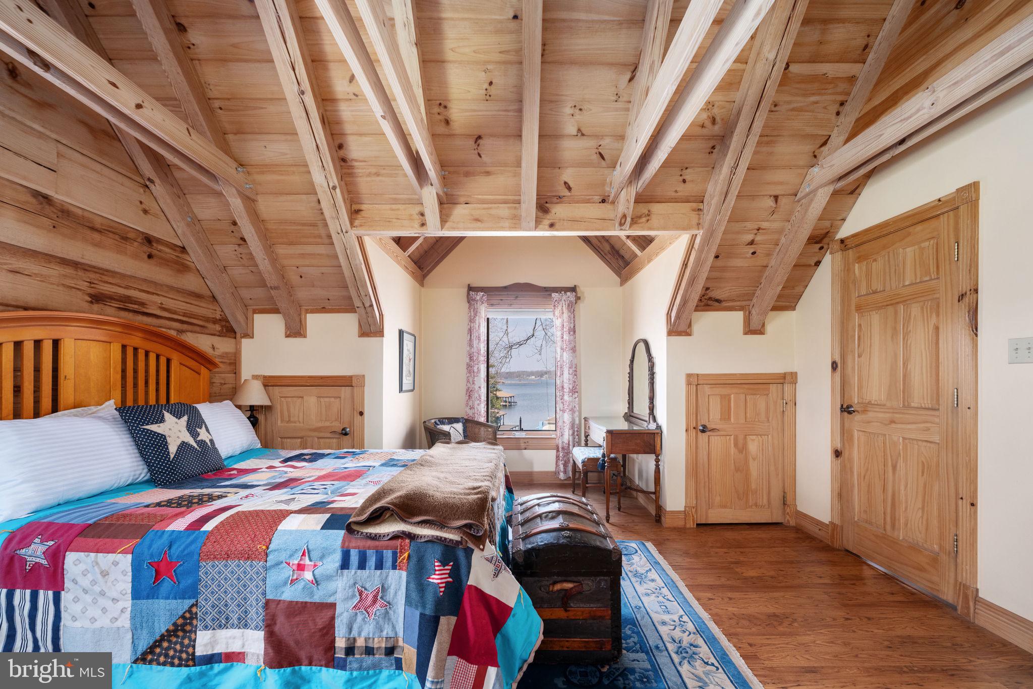 TARA WOODS - Residential