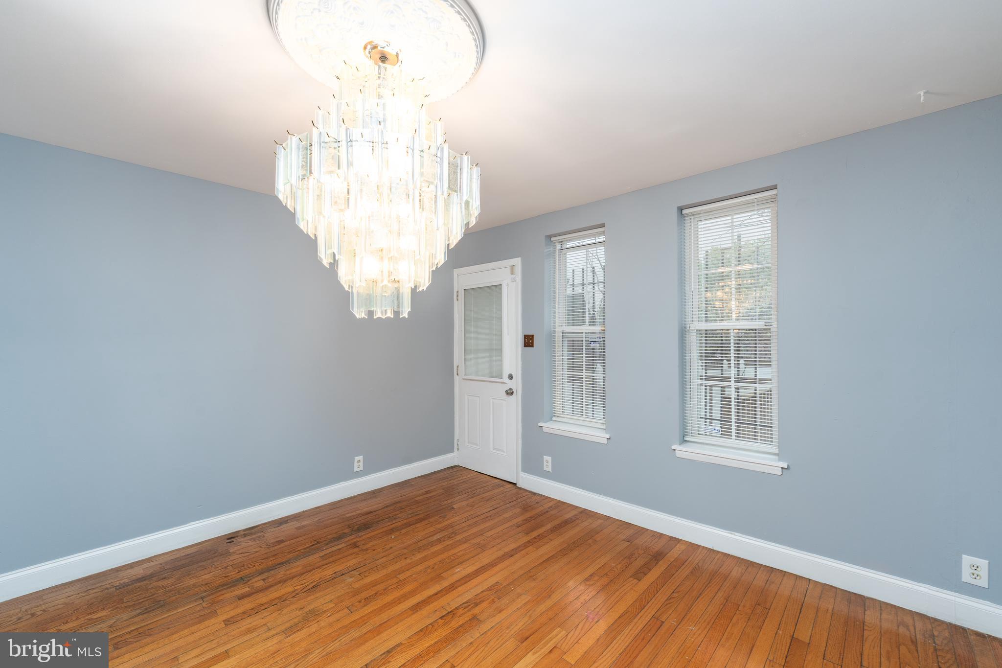 BROADWAY EAST - Residential Lease