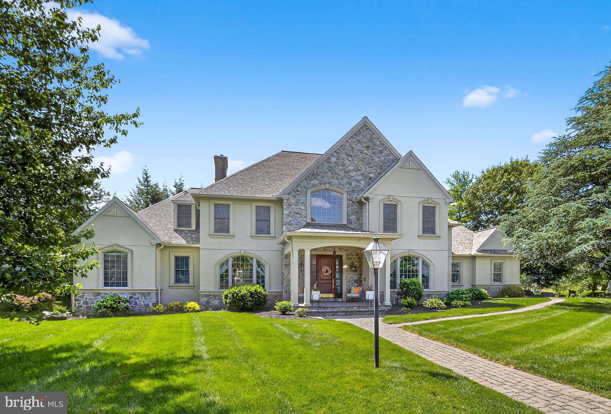 602 WILLOW GREEN