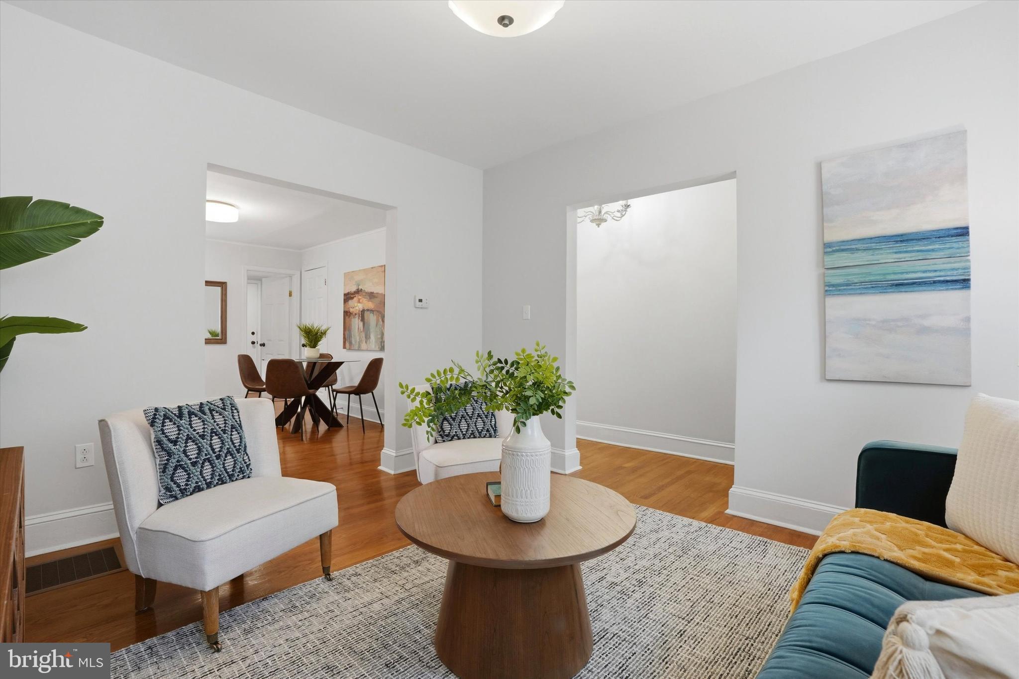 752 S HARSHAW STREET