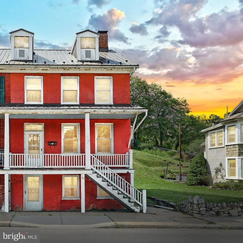 Photo of 23 Baltimore Street, GLEN ROCK, PA 17327 (MLS # PAYK2088484)