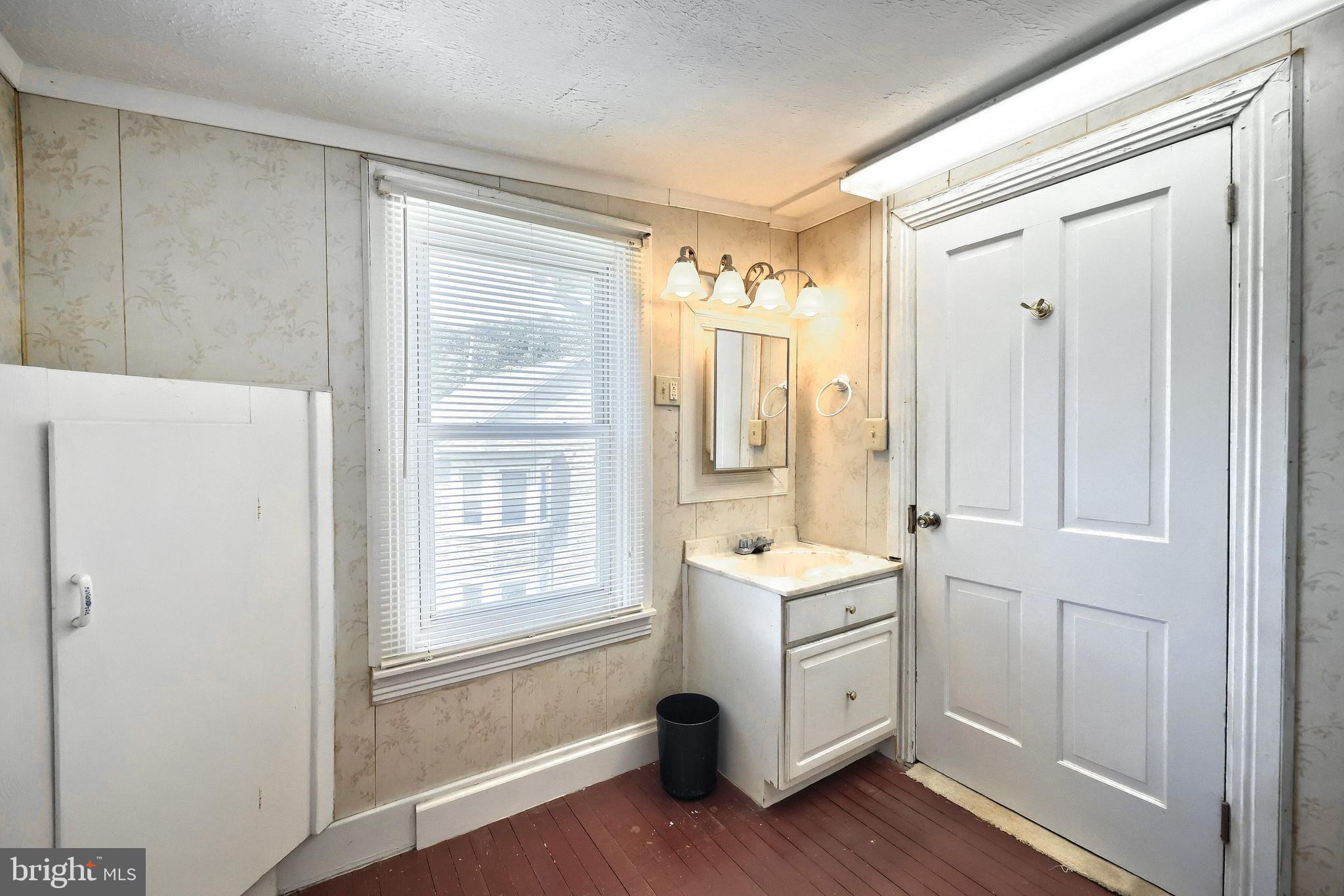 GLEN ROCK BORO - Residential