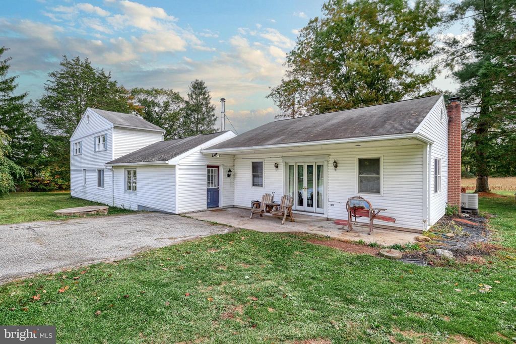 Photo of 1920 Temple School Road, DOVER, PA 17315 (MLS # PAYK2092370)