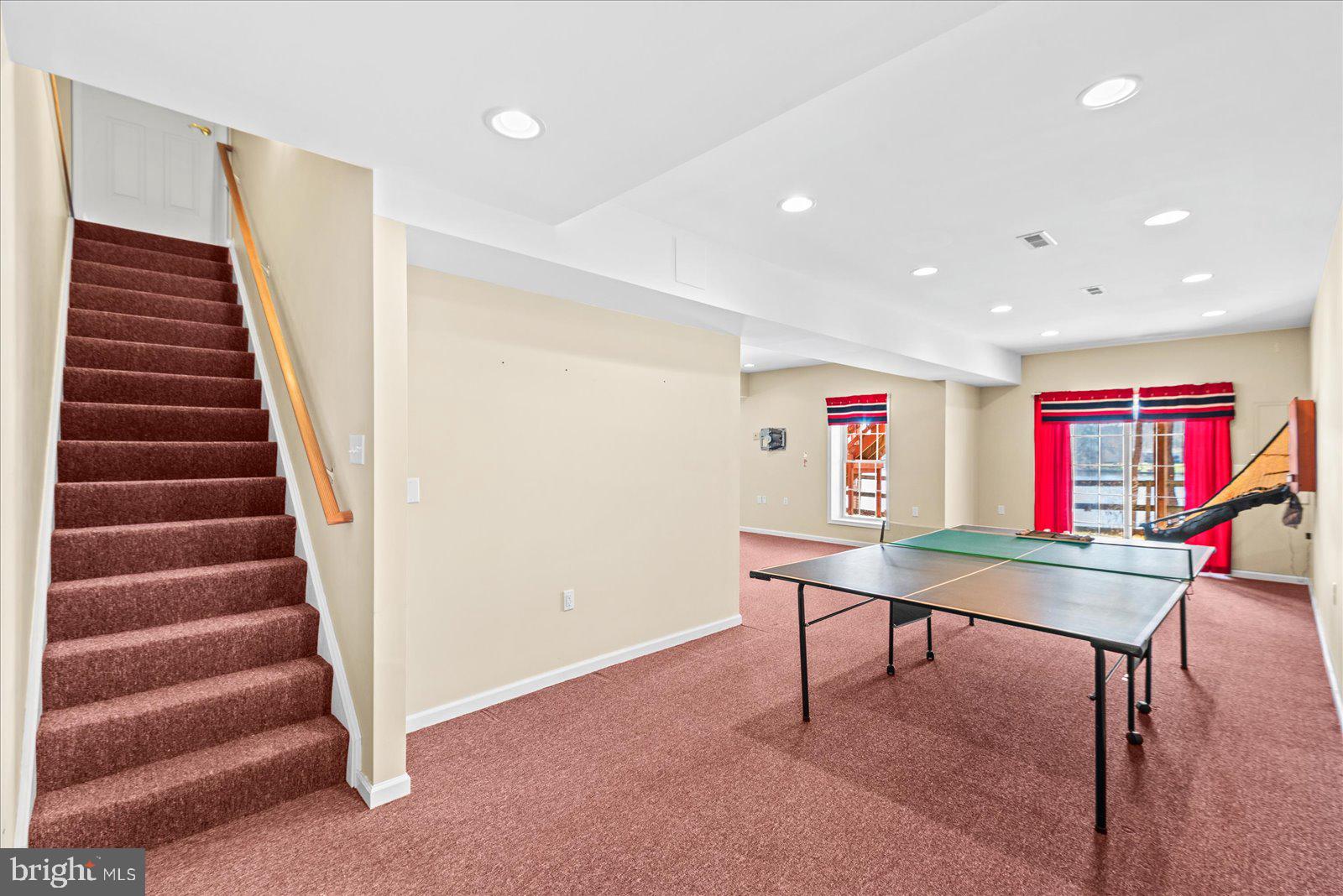 LAKE CAROLINE - Residential