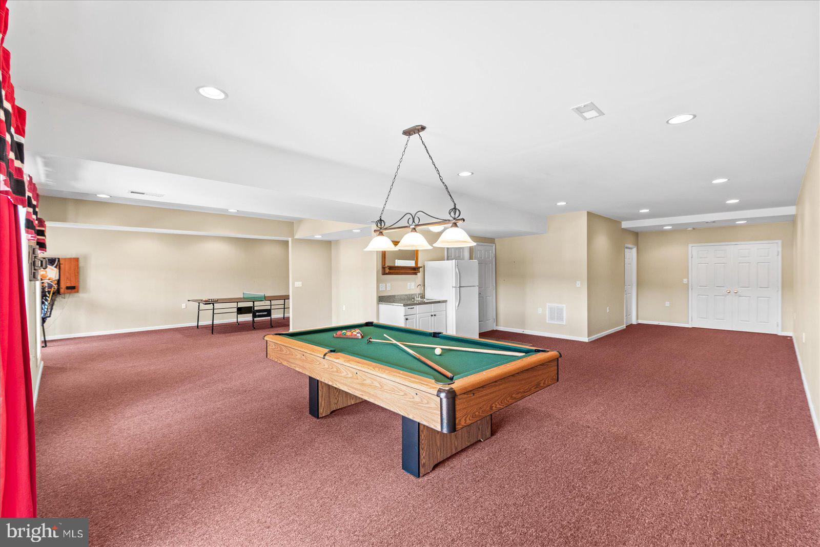 LAKE CAROLINE - Residential