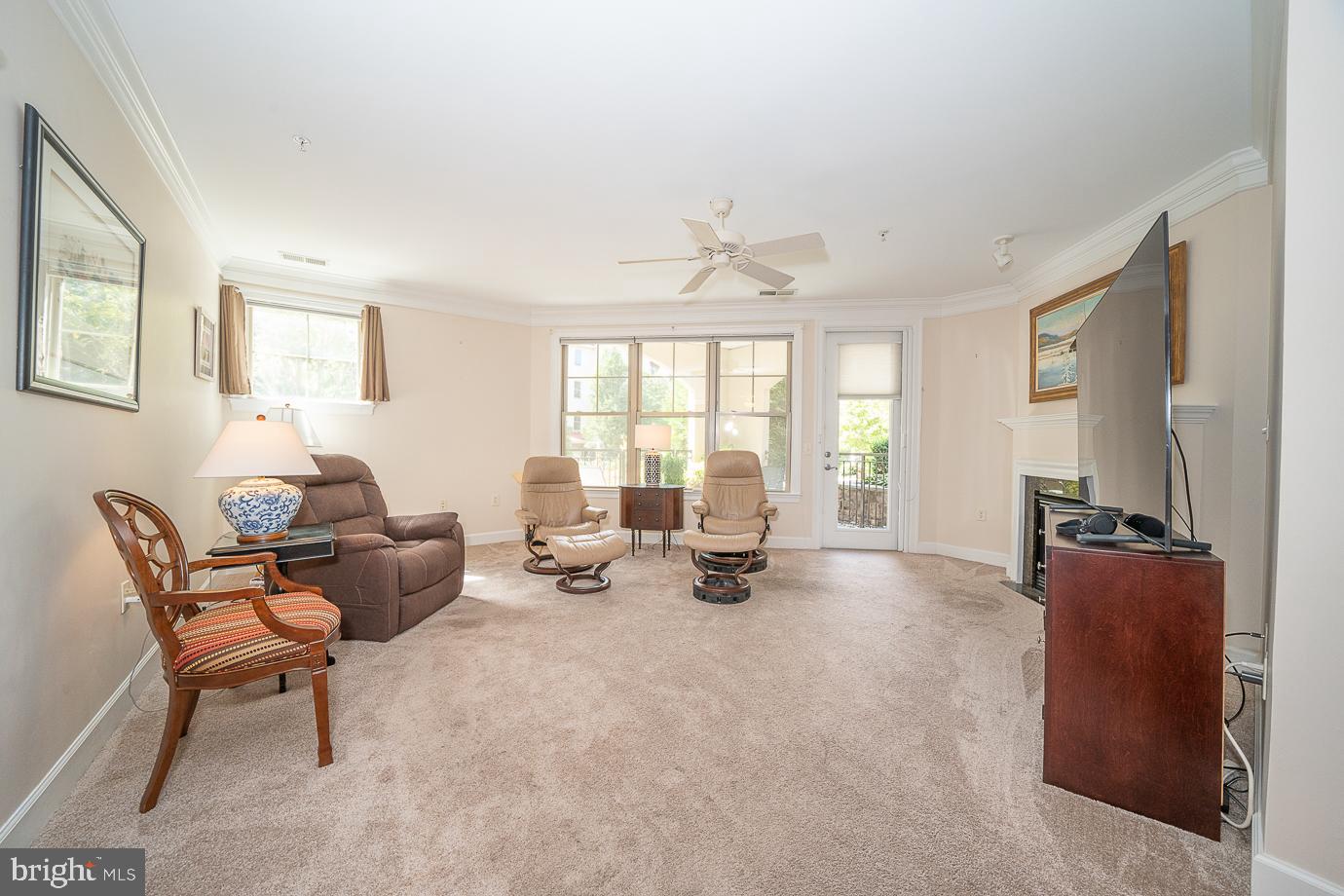 TERRAZZA NEWTOWN SQR - Residential