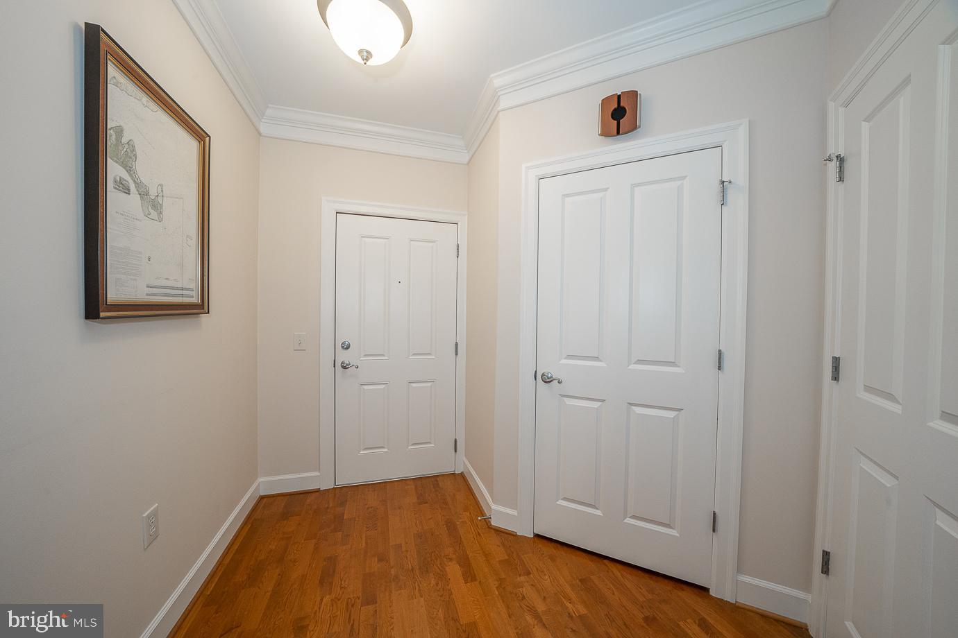 TERRAZZA NEWTOWN SQR - Residential