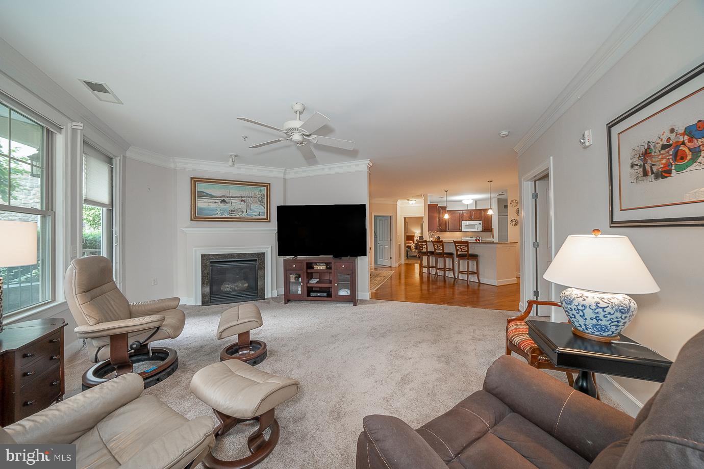 TERRAZZA NEWTOWN SQR - Residential