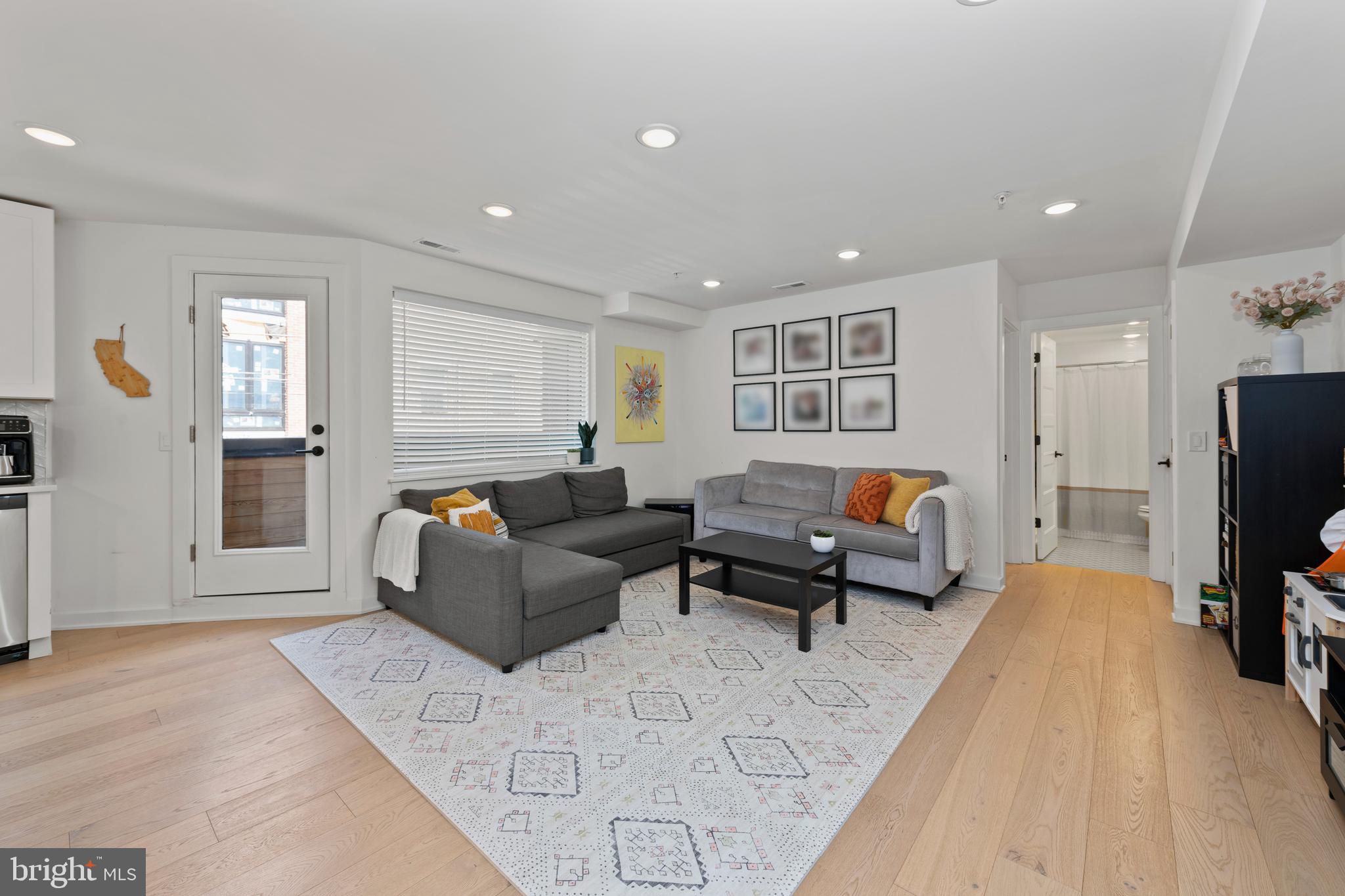 FRANCISVILLE - Residential