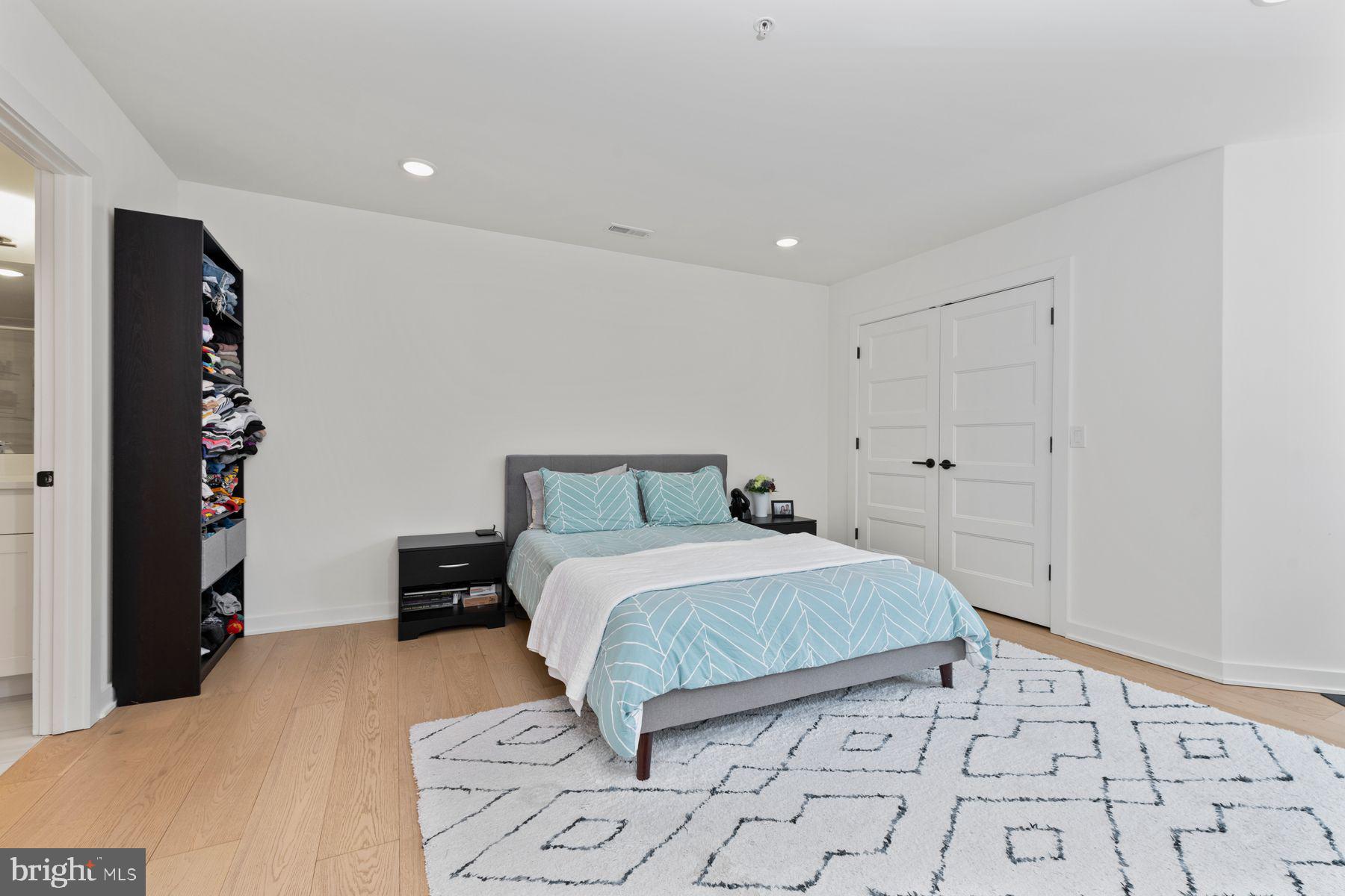 FRANCISVILLE - Residential