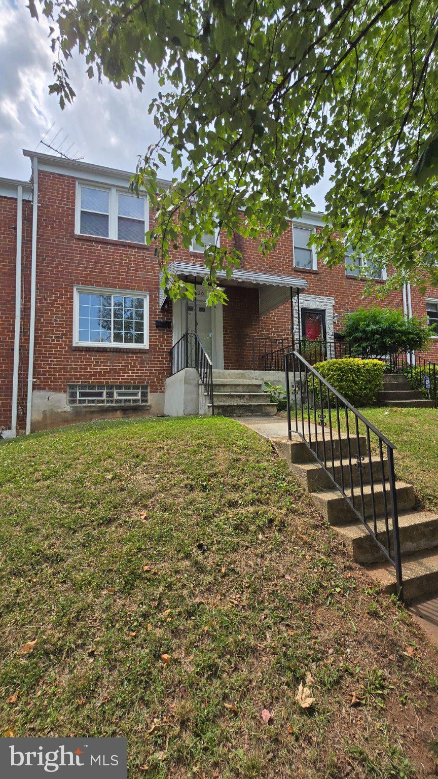 3820 ELKADER ROAD