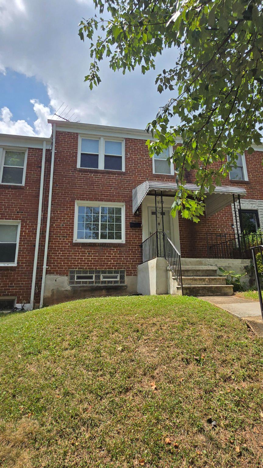 3820 ELKADER ROAD