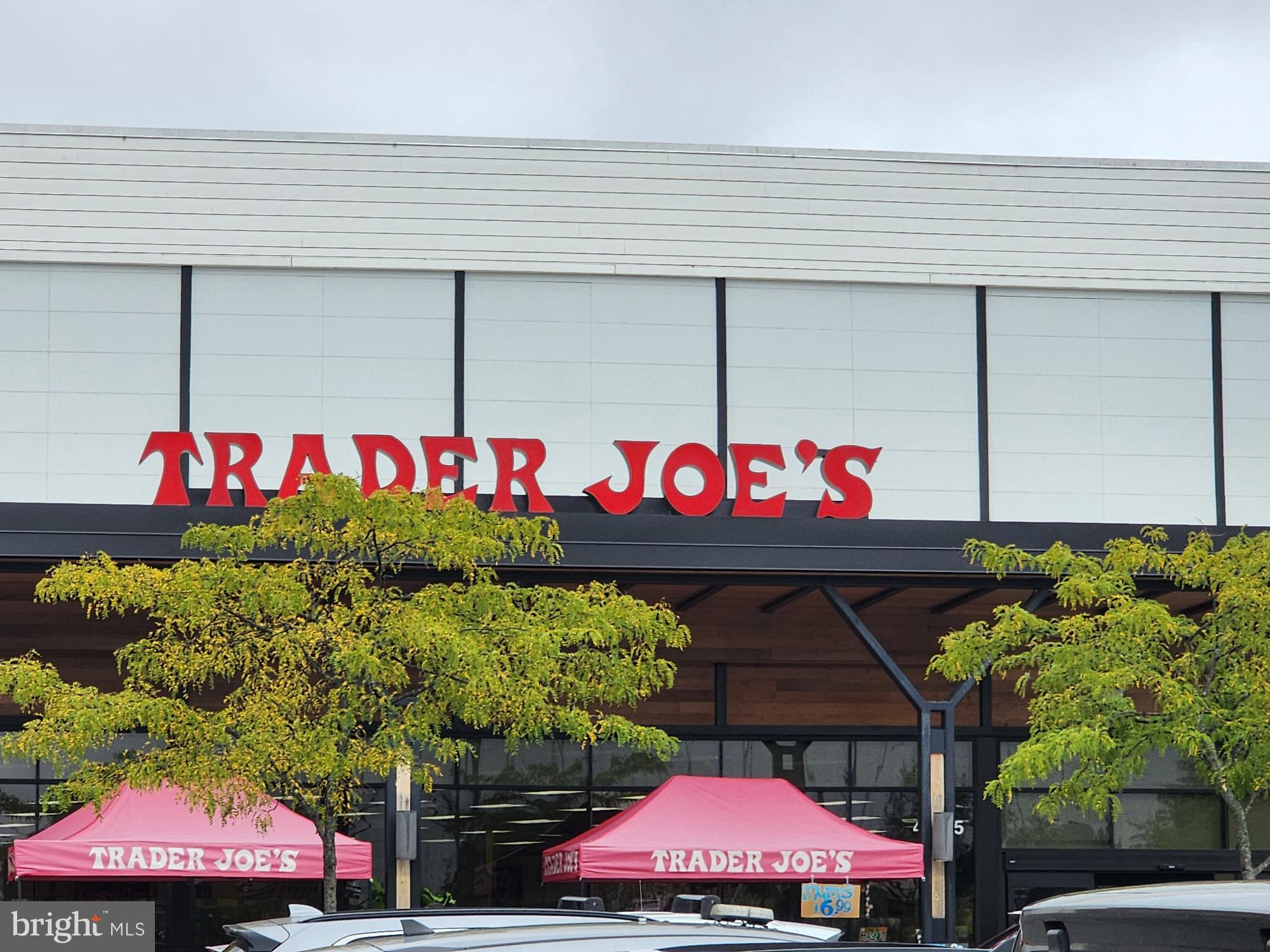 ONE LOUDOUN - Residential