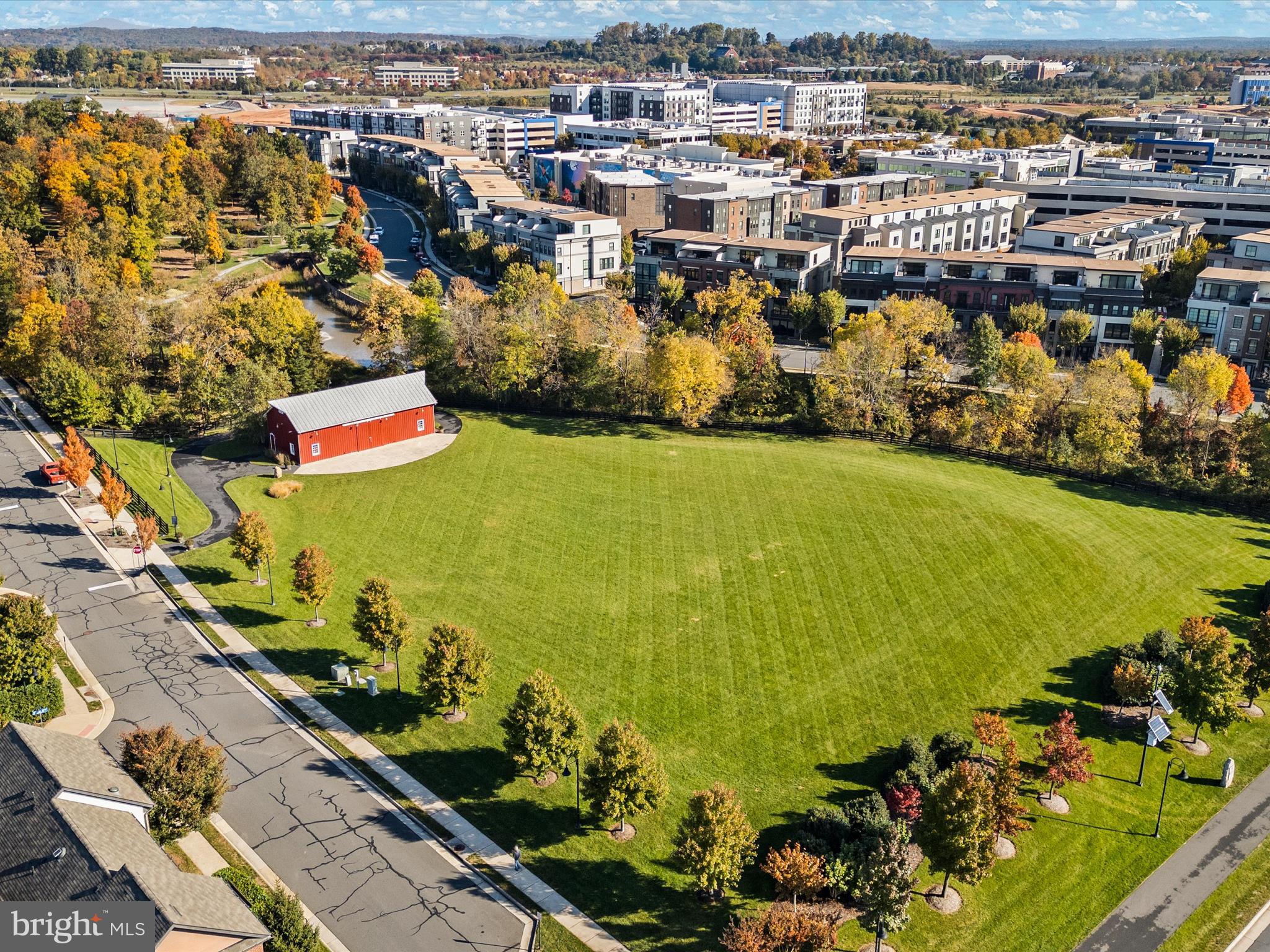 ONE LOUDOUN - Residential